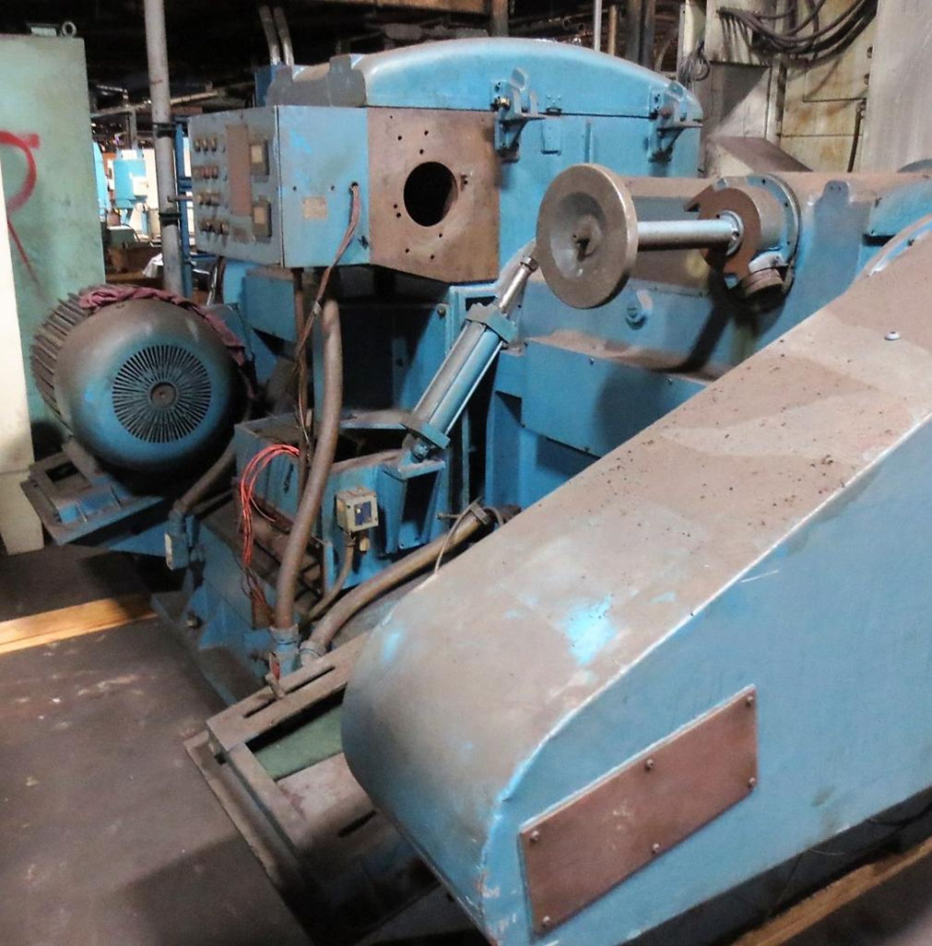 Besly Double Disc Grinder, (1) Motor Drives, Push-Button Controls. Loading Fee is $950.00 - Image 7 of 9