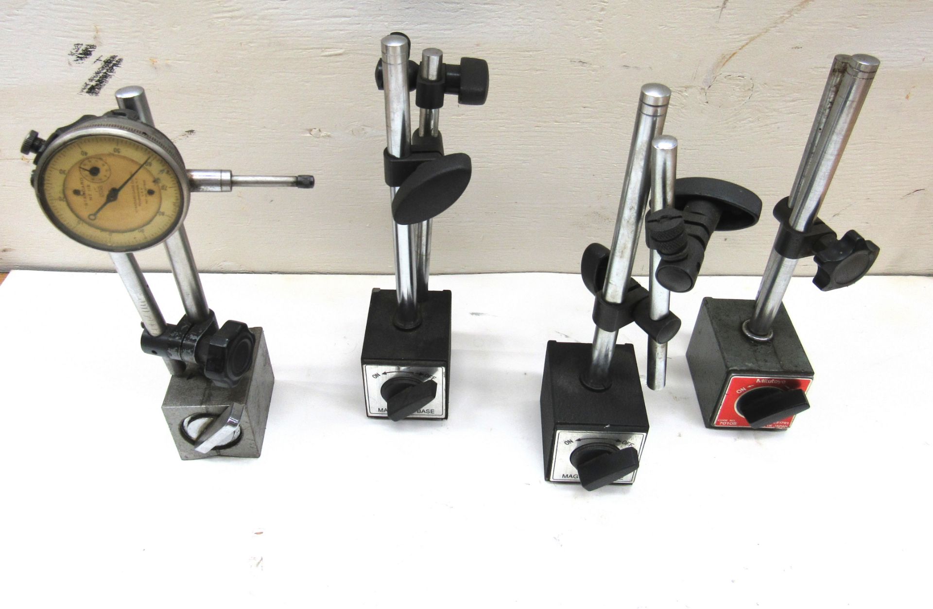 (4) Magnetic Base Indicator Stands
