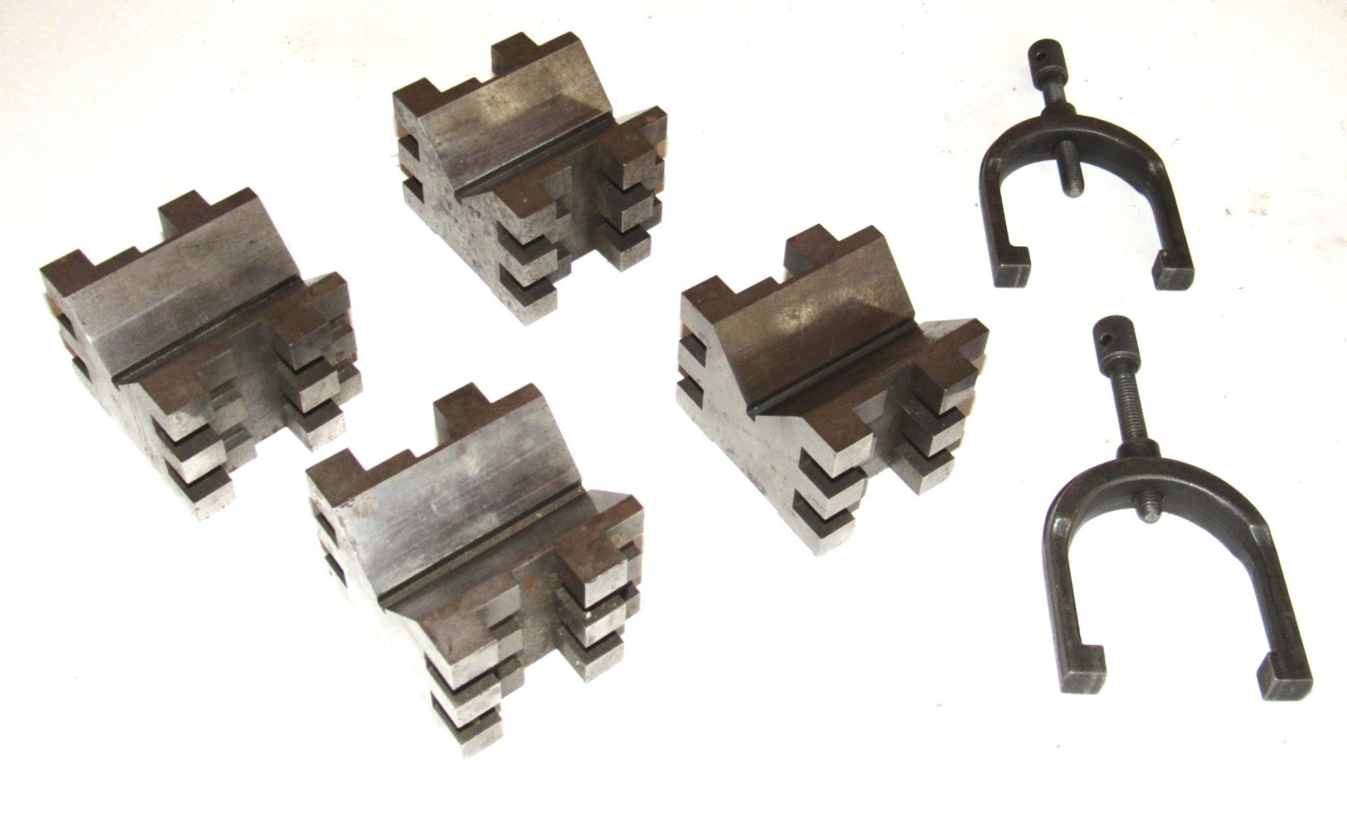 (4) Brown & Sharpe No. 750-2 Precision V-Blocks & Clamps