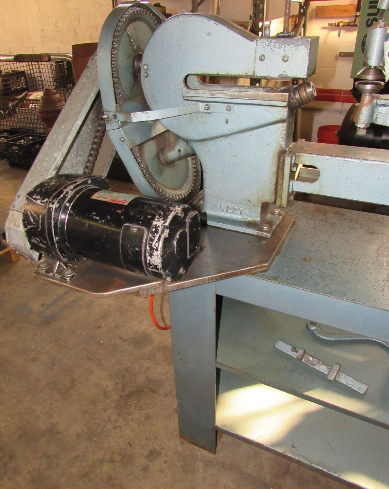 Roper Whitney Mod.299 Circle Shear -S/N 11-89, 20 Ga. Capacity, 10" Cutting Head Depth, 30-1/2" - Image 3 of 4