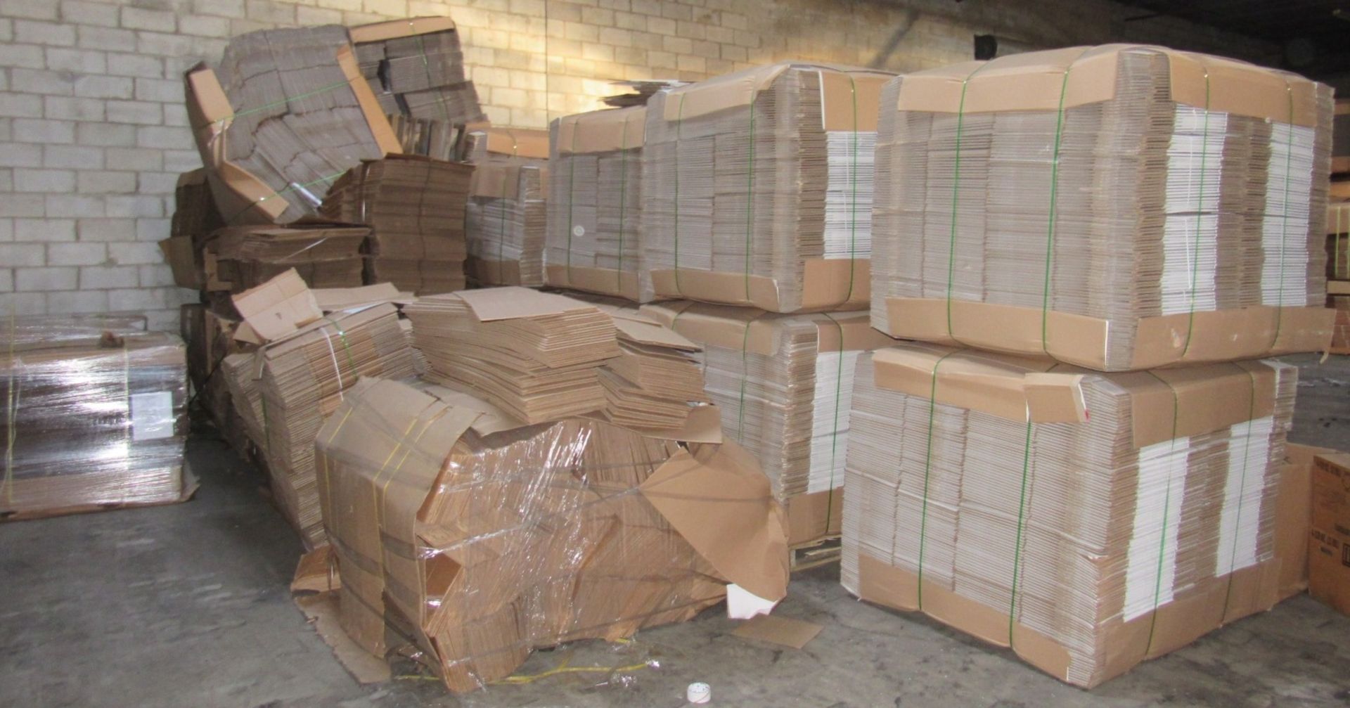Large Quantity Corrugated Cardboard Boxes