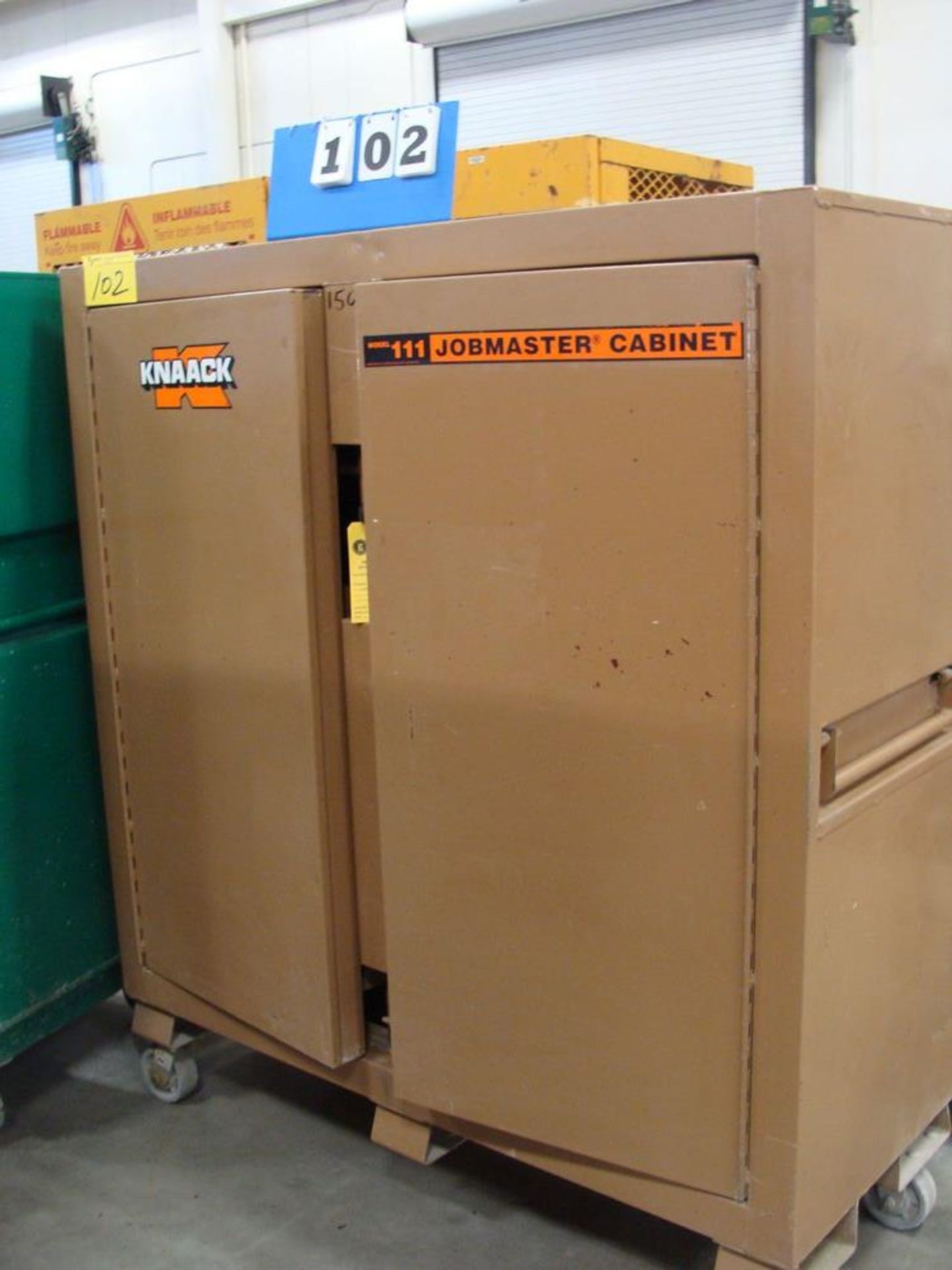 KNAACK JOBMASTER 2-DOOR JOB BOX, MODEL III, 24