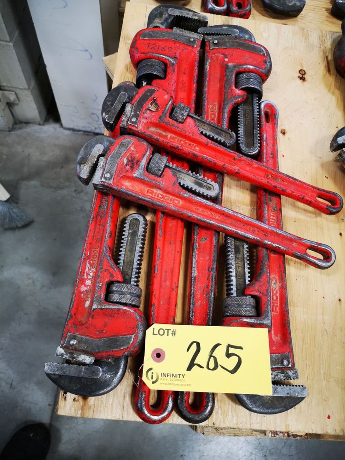 LOT RIDGID HEAVY DUTY PIPE WRENCHES, (2) 14", (2) 18", (2) 24"