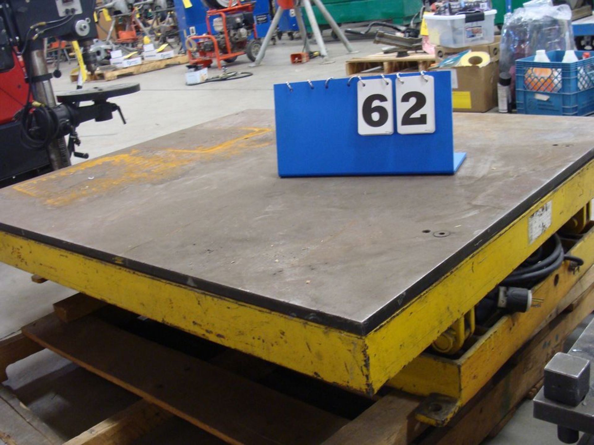 ELECTRICL LIFT TABLE, 5,000LB CAP., 40" X 48" - Image 3 of 4
