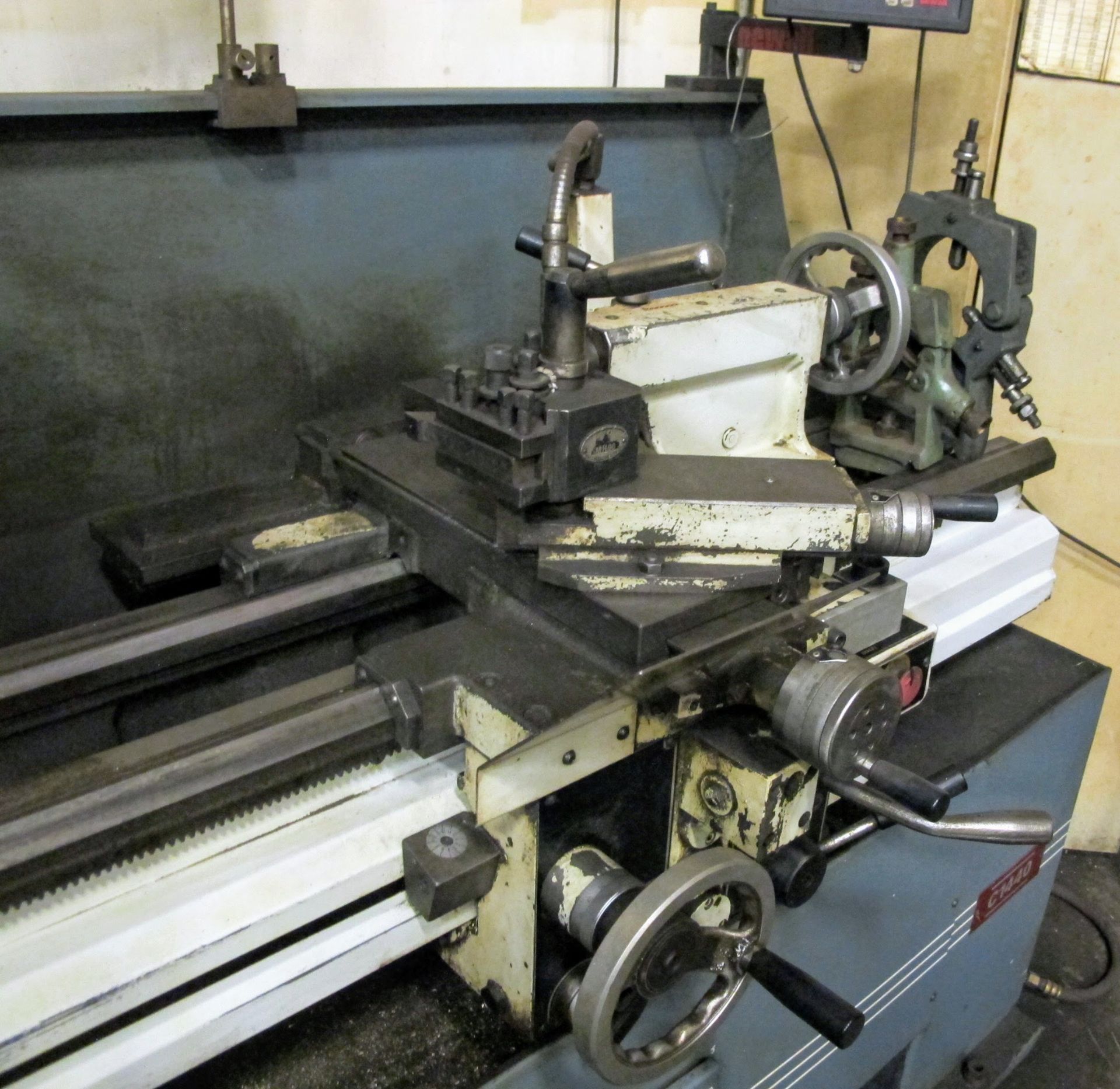 CLAUSING-METOSA C1440 LATHE, 14" SWING X 40" BETWEEN CENTERS, NEWALL 2-AXIS DRO, 8" 3-JAW CHUCK, 1. - Image 5 of 11