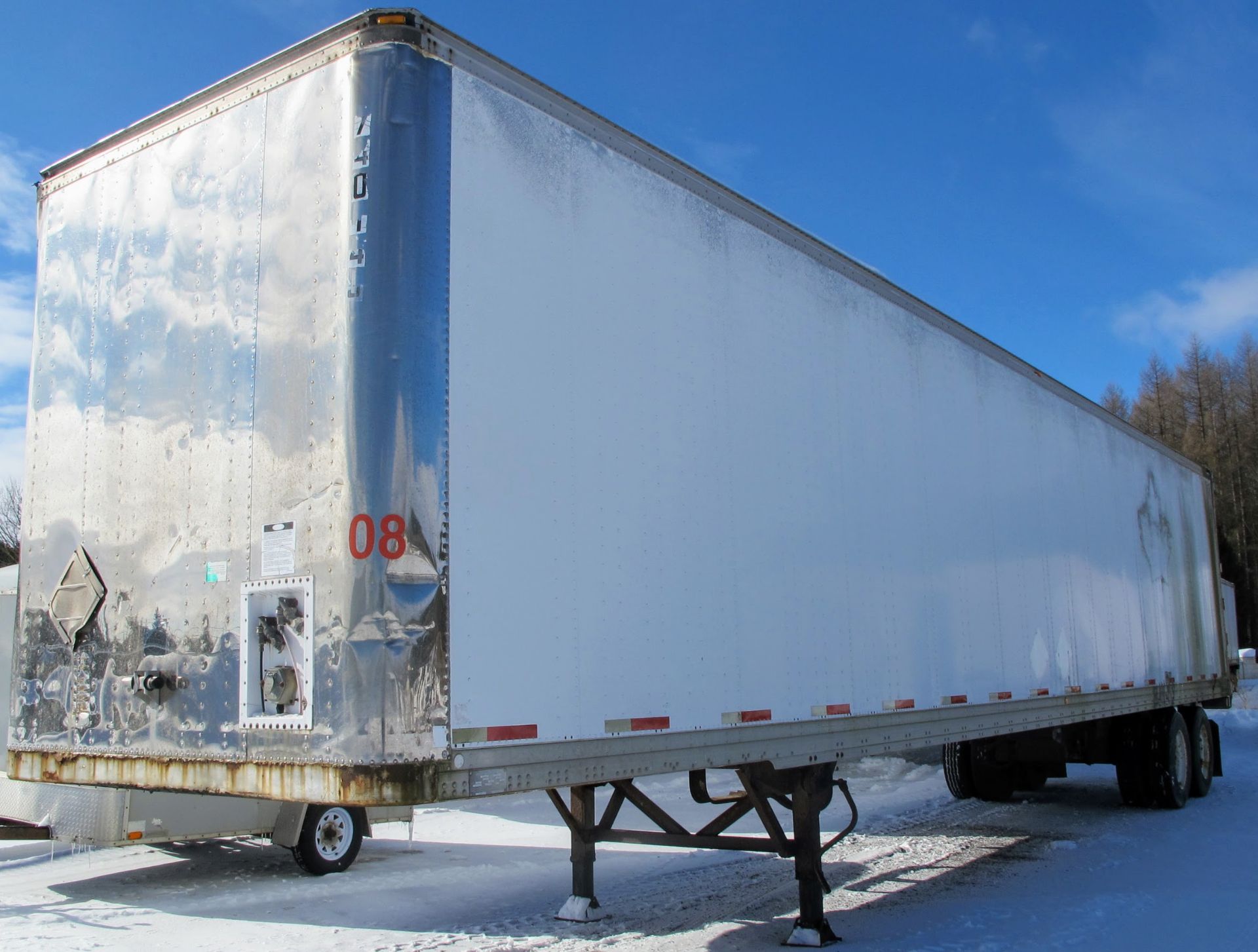 TRAILMOBILE 53' STORAGE TRAILER, 2FEV0482FNS243703 (NOT ROAD WORTHY) (LOCATED AT 402725 GRAY ROAD - Image 2 of 3