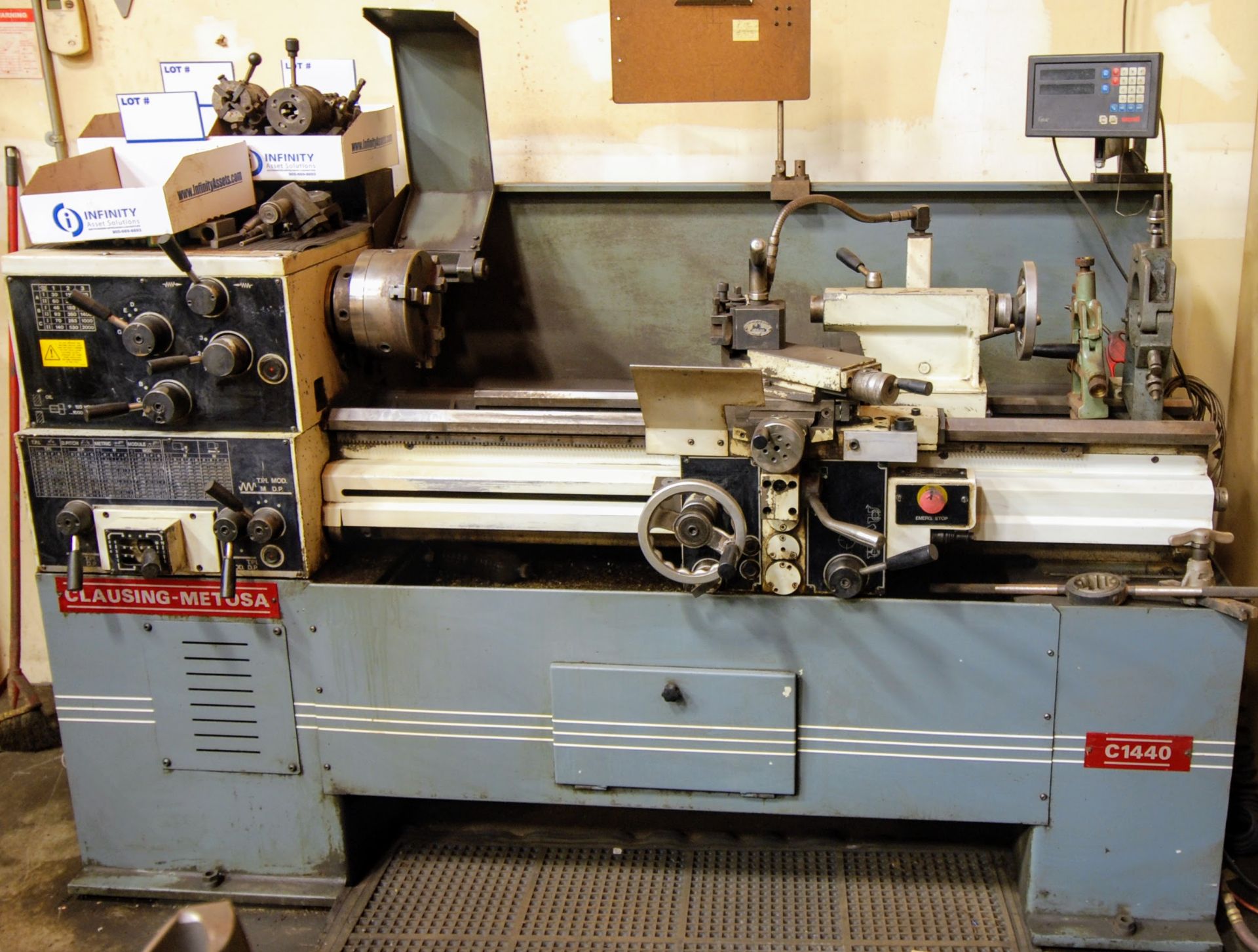 CLAUSING-METOSA C1440 LATHE, 14" SWING X 40" BETWEEN CENTERS, NEWALL 2-AXIS DRO, 8" 3-JAW CHUCK, 1. - Image 4 of 11