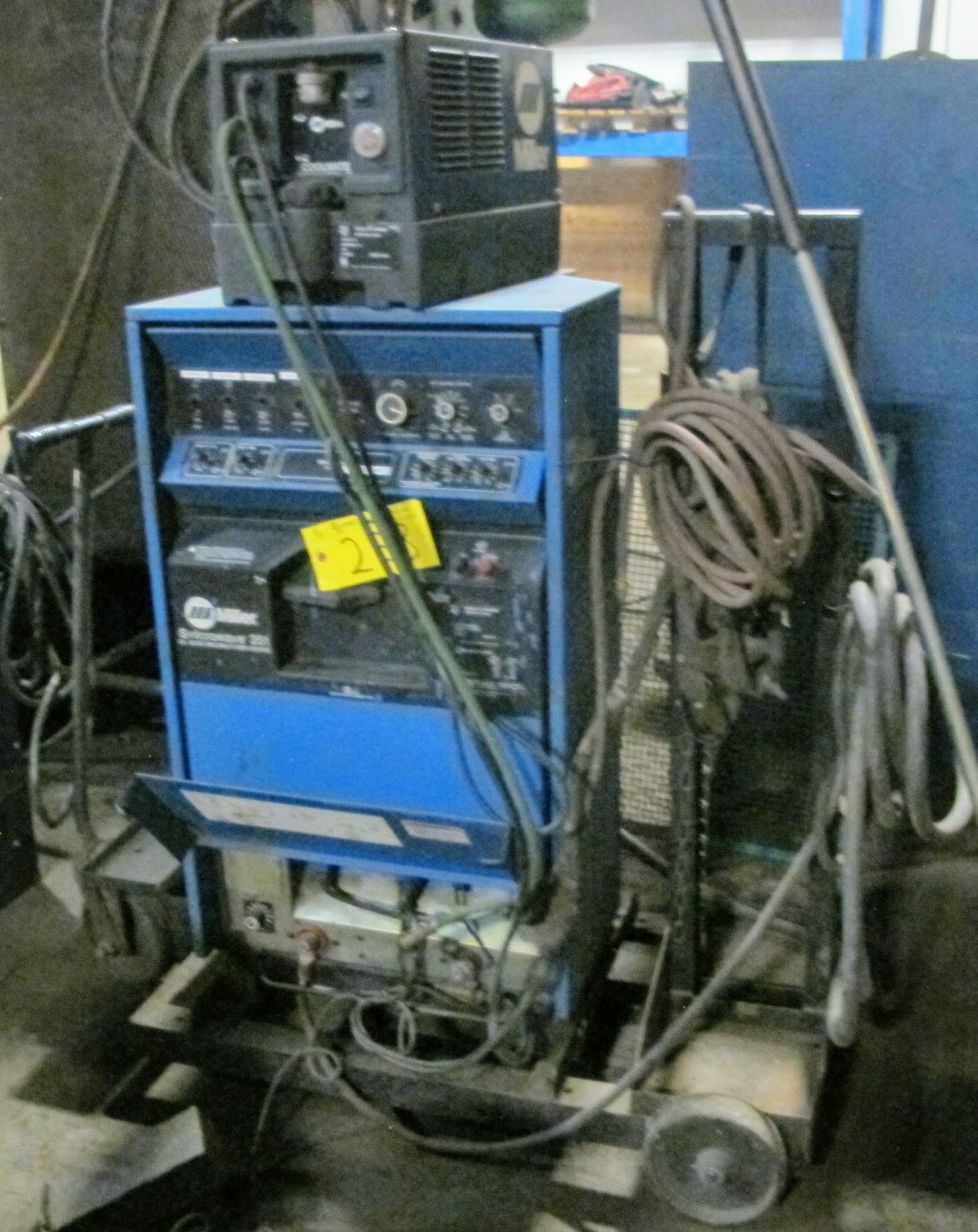 MILLER SYNCROWAVE 351 AC/DC WELDER W/MILLER COOLMATE 3 COOLER, FOOD PEDAL AND CART