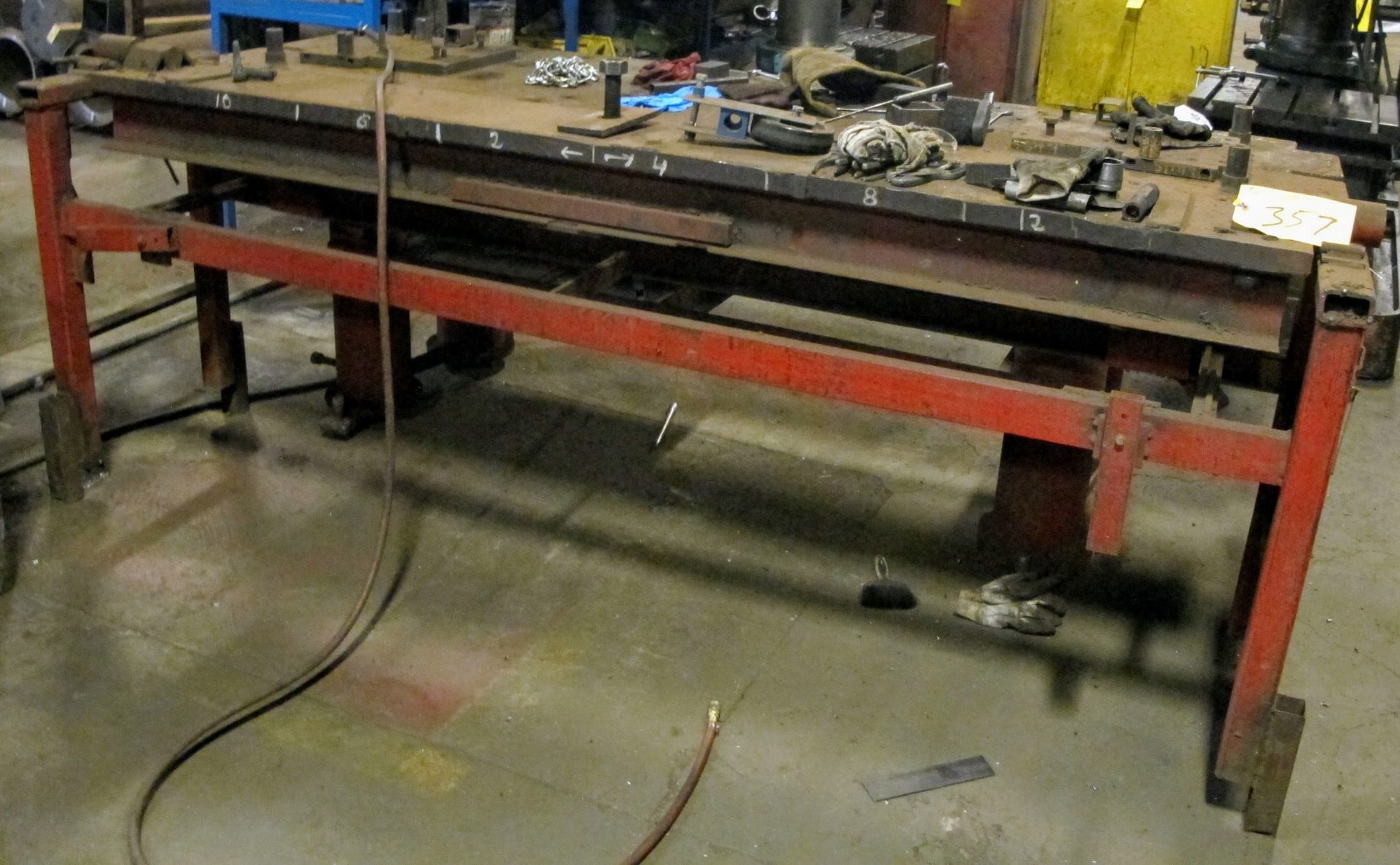 STEEL FIXTURE/WELDING TABLE (NO CONTENTS) - Image 2 of 2