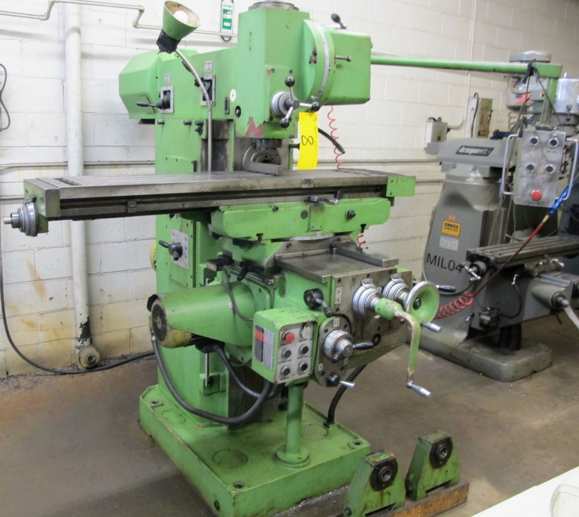 JAROCIN FWF32J UNIVERSAL MILLING MACHINE, S/N 0126, 56 - 1800 RPM, 12" X 52" TABLE W/ATTACHMENTS