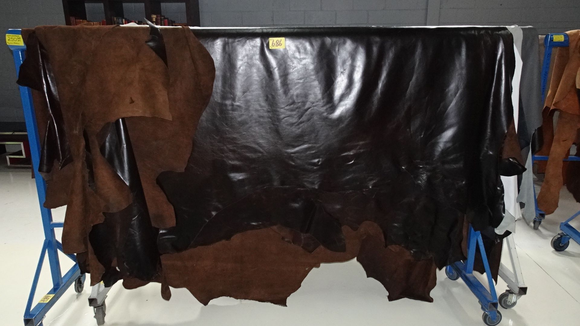 LEATHER - FULL HIDES, ASSORTED, APPROX 300 SQ FT