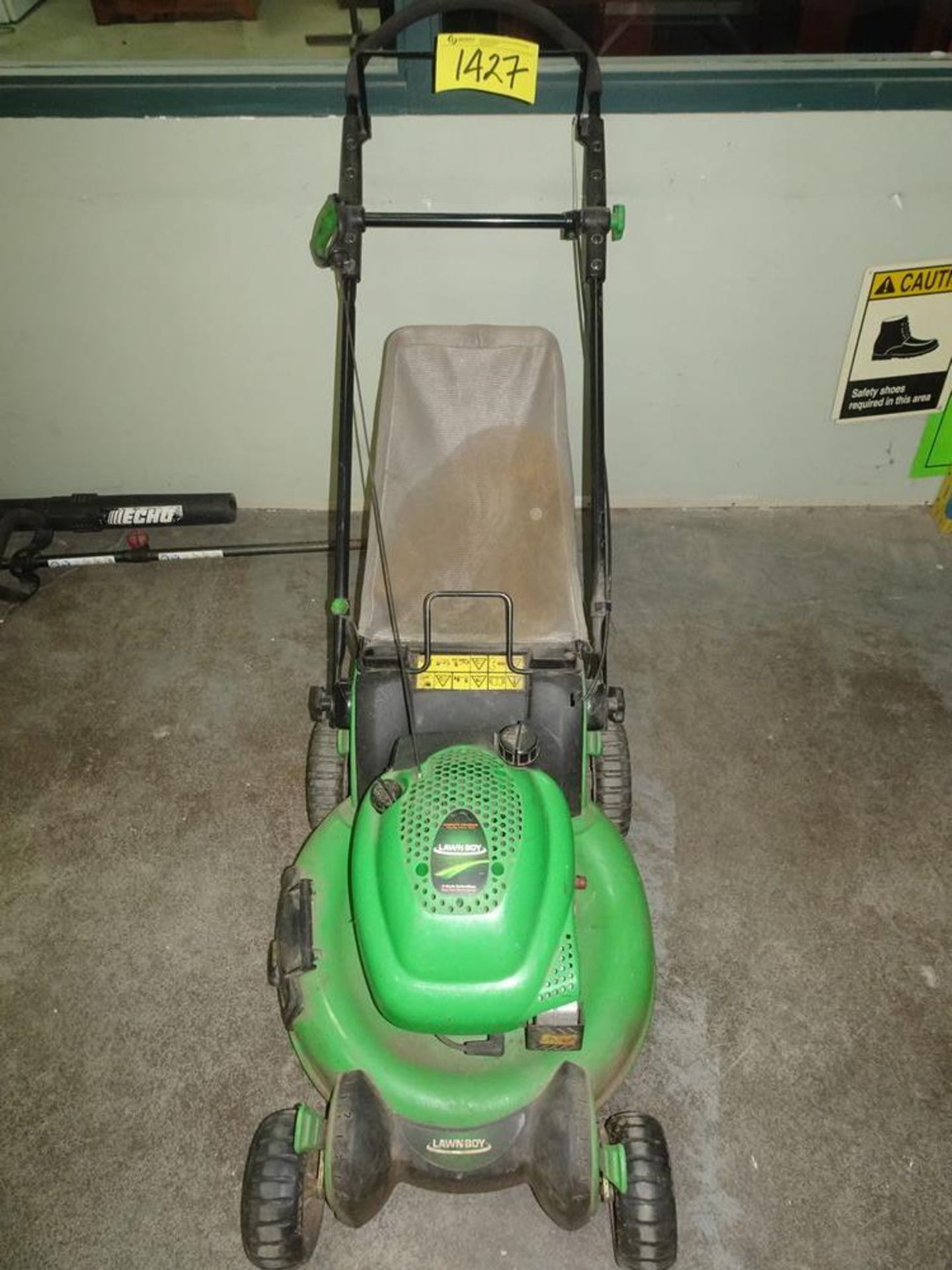 LAWNBOY GAS LAWN MOWER