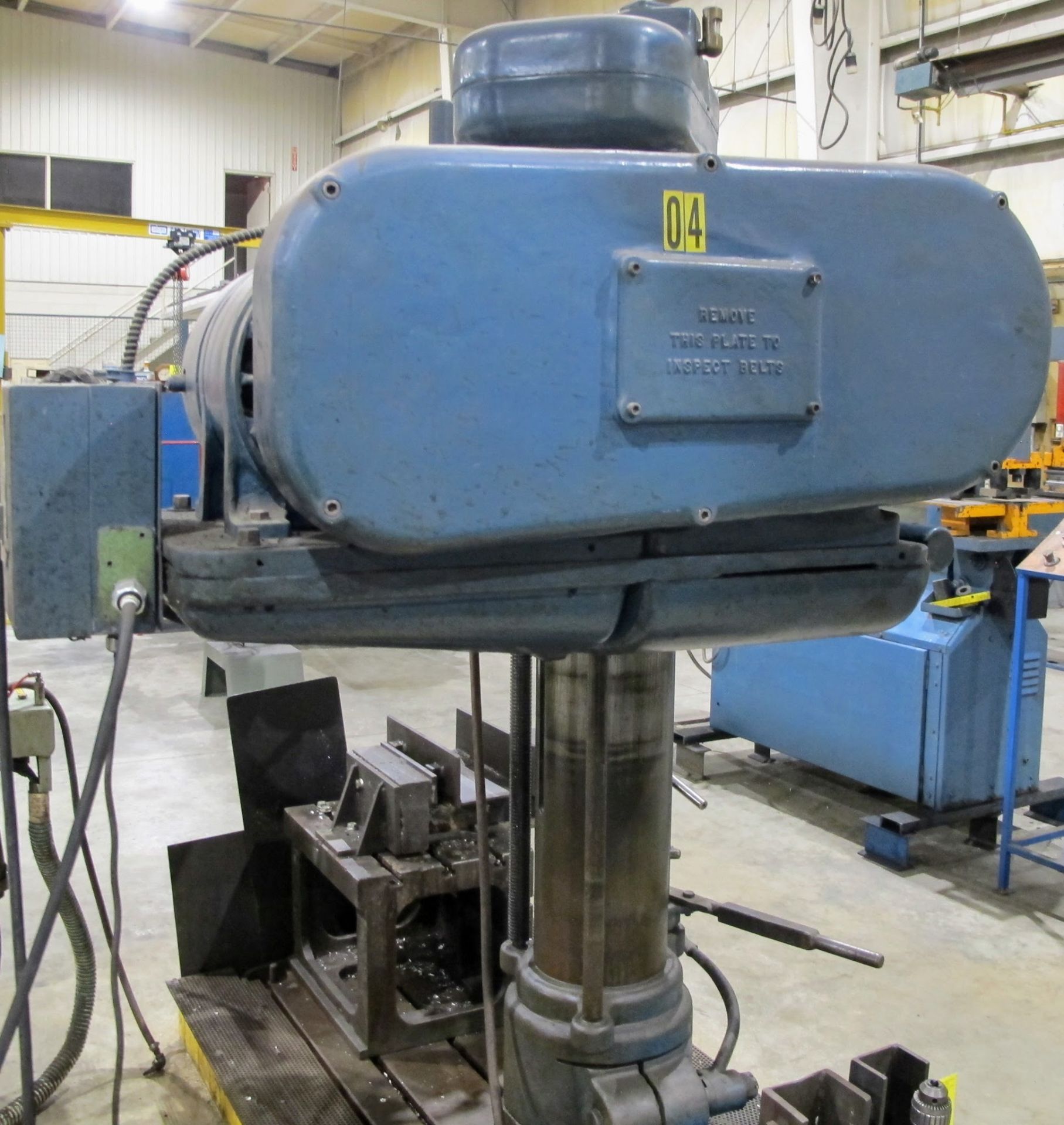 AMERICAN TOOL WORKS, 3' RADIAL ARM DRILL W/BOX TABLE (NO VISE OR TOOLING), 70 TO 1500 RPM - Image 7 of 8