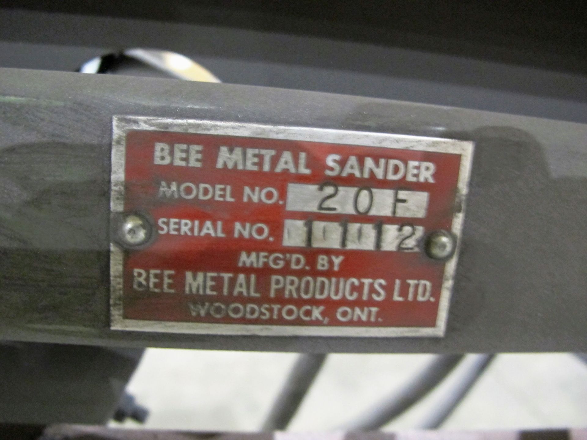 BEE 20F METAL 2" BELT SANDER - Image 2 of 3