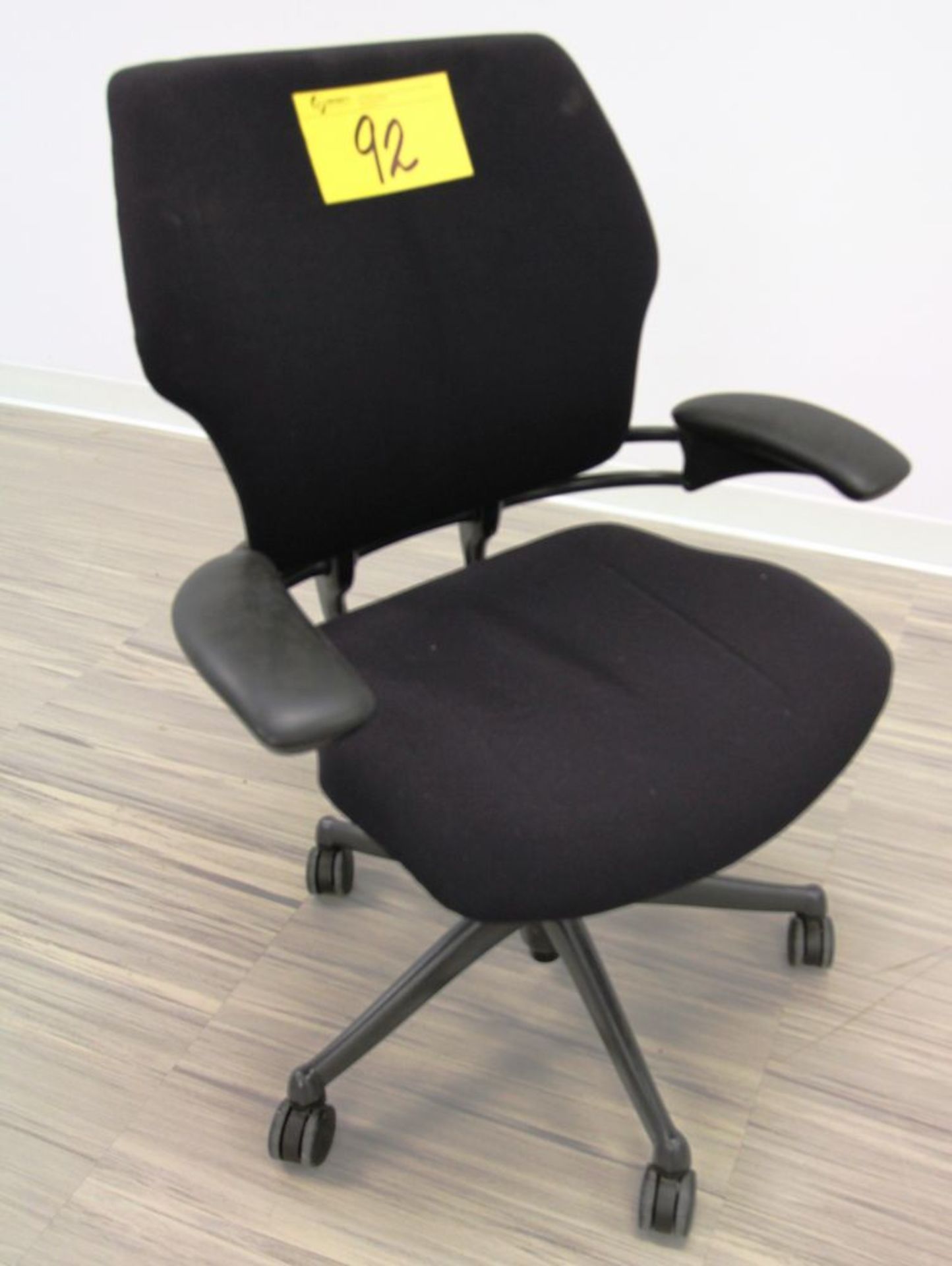 EXECUTIVE HIGH BACK CHAIR ON CASTORS