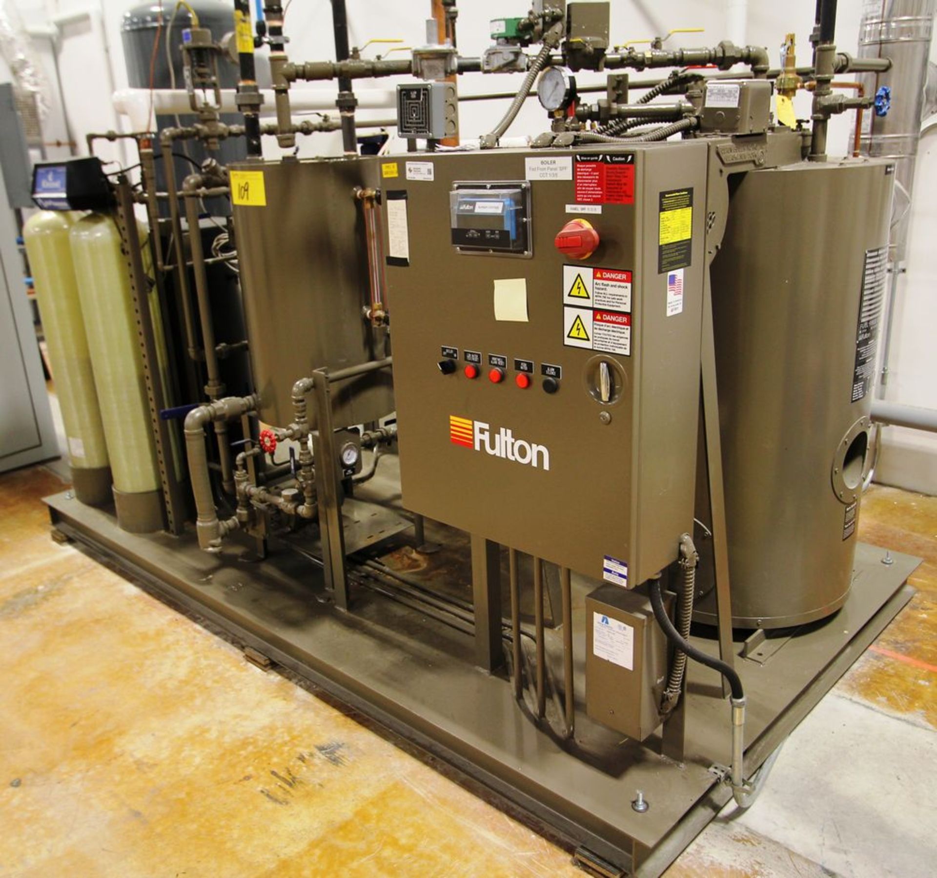 2016 FULTON MODEL TCS-4 STEAM FUEL-FIRED BOILER MOUNTED ON STEEL BASE, 134,000 BTU, 12 SQ FT HEATING - Image 2 of 25