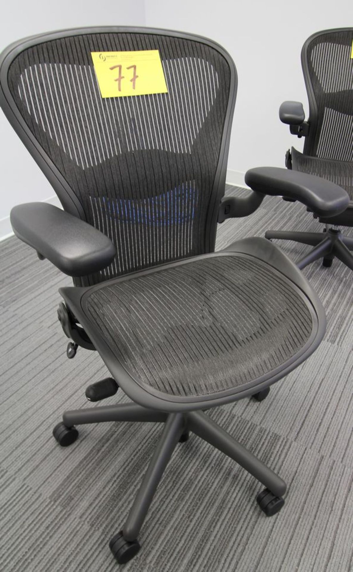 2016 HERMAN MILLER AERON SEATING EXECUTIVE ARMCHAIRS ON CASTORS, SEQ: 00470, BPO 454955, FO: F73073