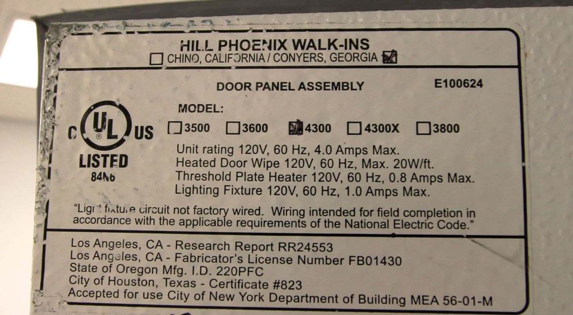 HILL PHOENIX 121" X 121" X 96" WALK-IN COOLER C/W SPRINKLER HEAD, FUTURE DR5000 CHART RECORDER, - Image 4 of 9