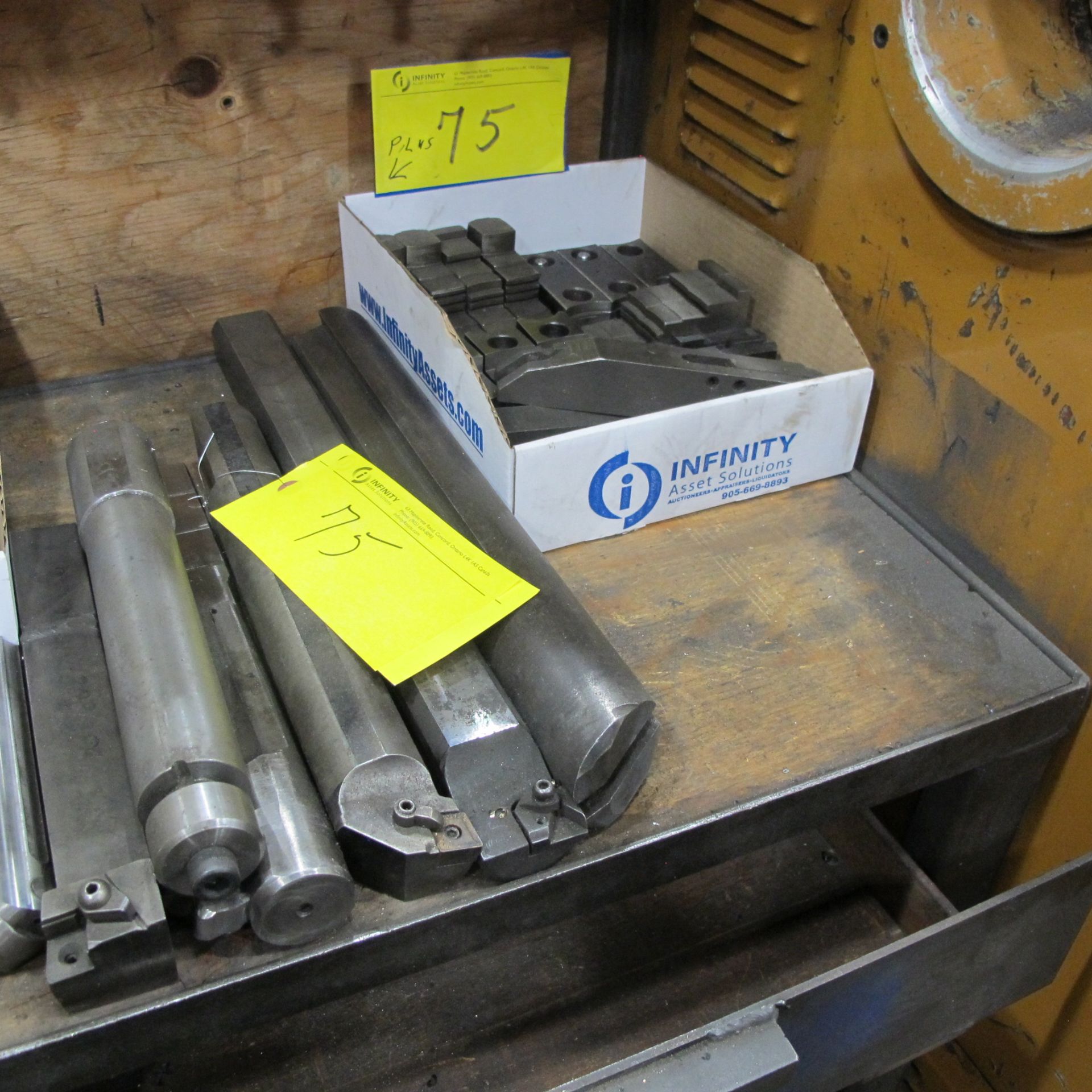 LOT OF CHUCK JAWS, CARBIDE CUTTER ARMS AND CENTERS - Image 2 of 2