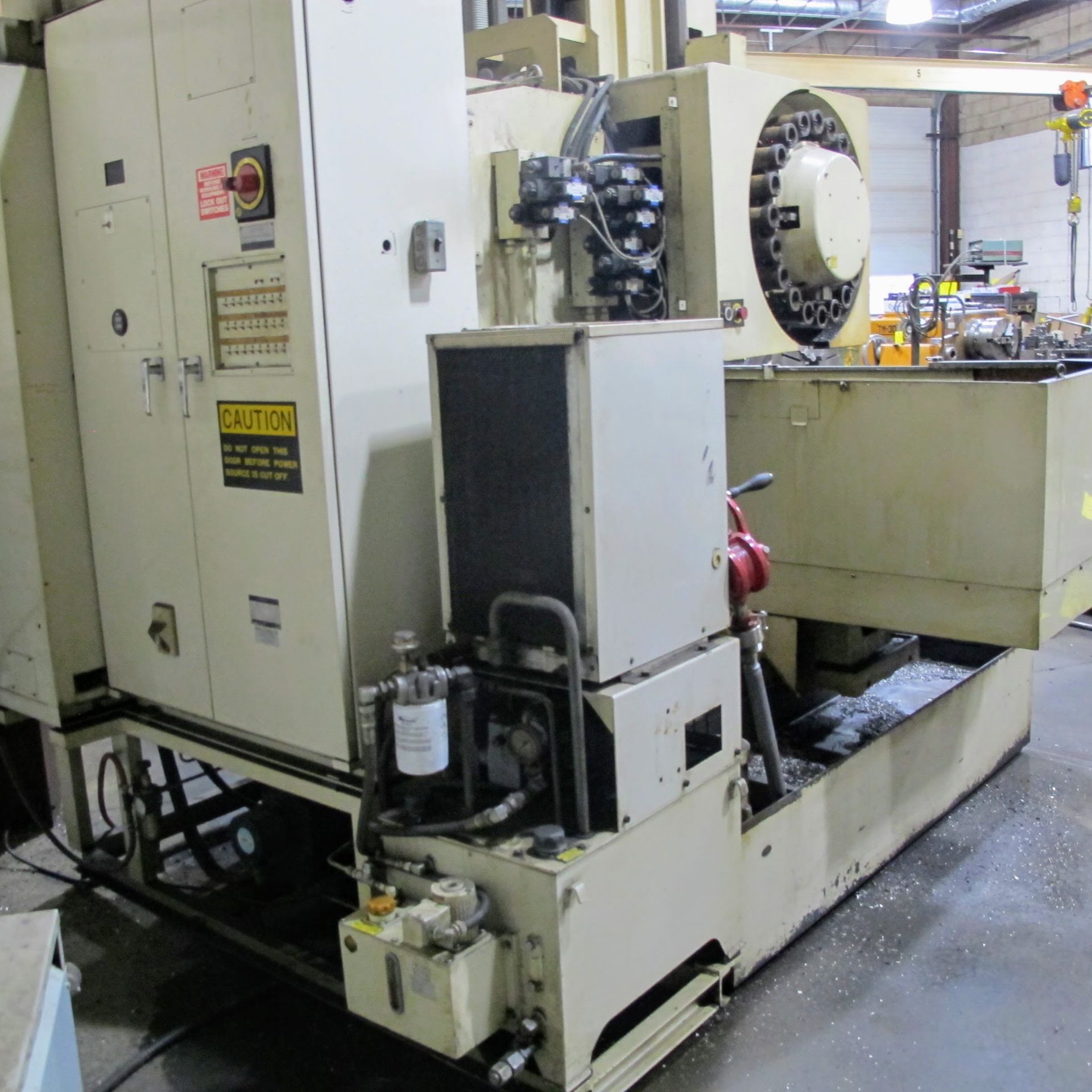 SHIBAURA VMC-45 CNC VERTICAL MACHINING CENTER, 18" X 40" TABLE, TOSNUC CNC CONTROLS, 20 ATC, COOLING - Image 3 of 5