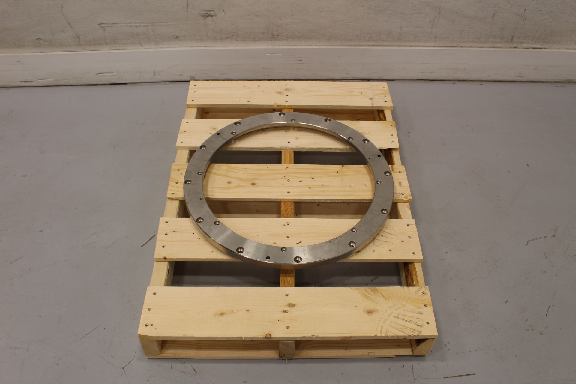 VOITH MSM 05/05 STAINLESS STEEL RETAINER RING, UNUSED STOREROOM SPARE (43053, LOCATED IN