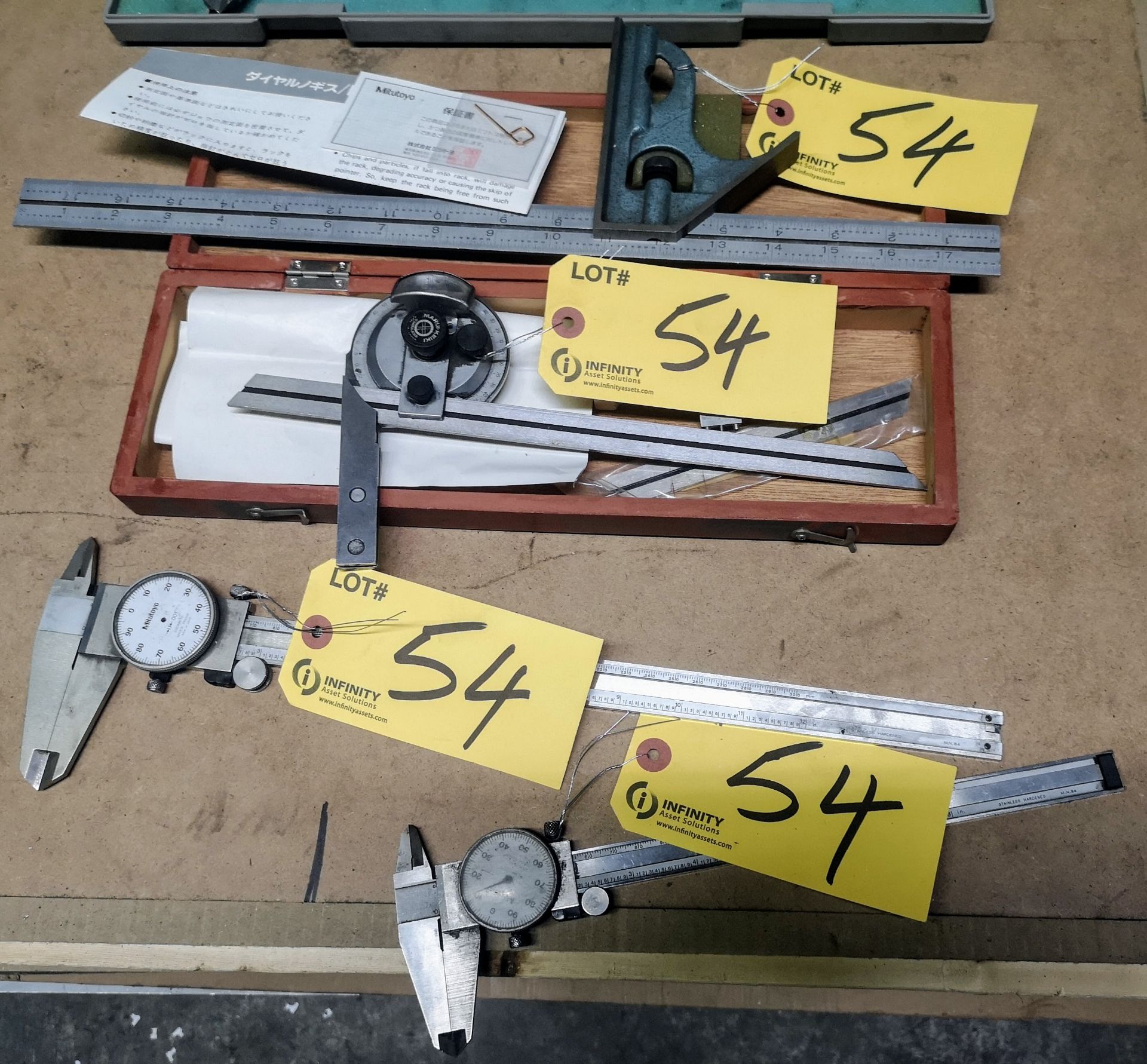 LOT MITUTOYO BEVEL PROTRACTOR AND CALIPERS (4PCS)