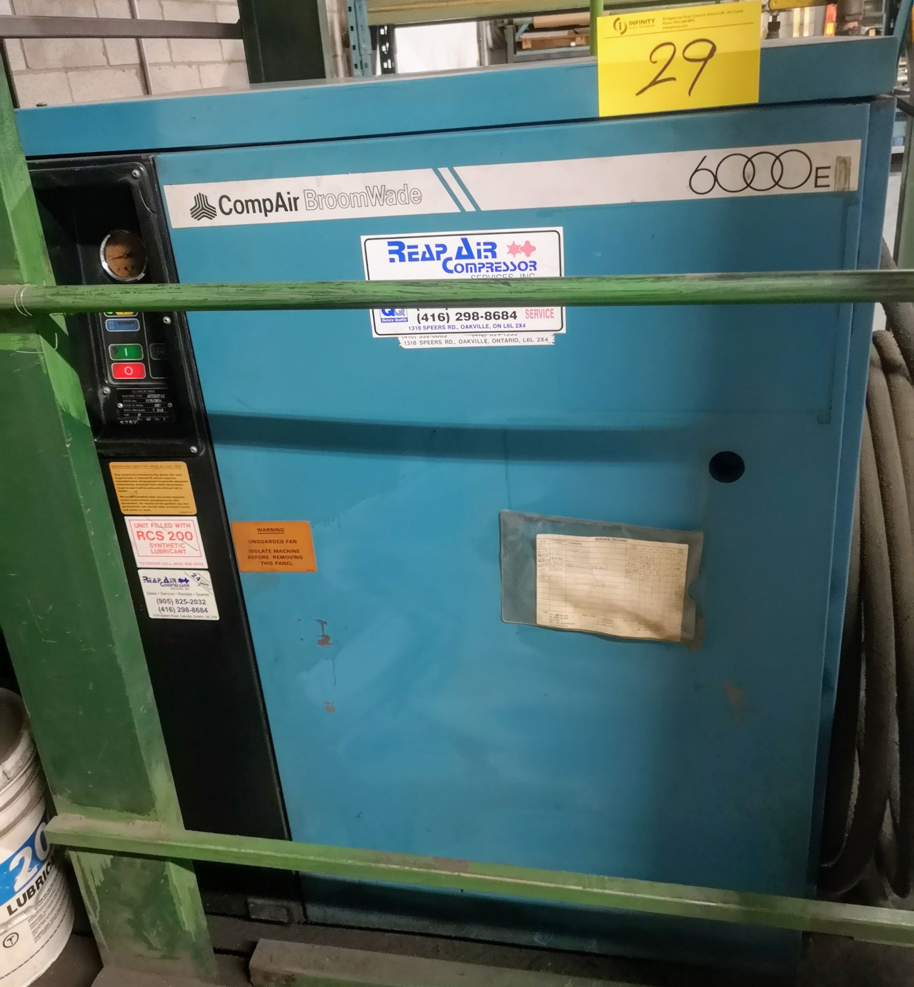 COMPAIR 6000E SCREW AIR COMPRESSOR, 25HP, 19,029HRS