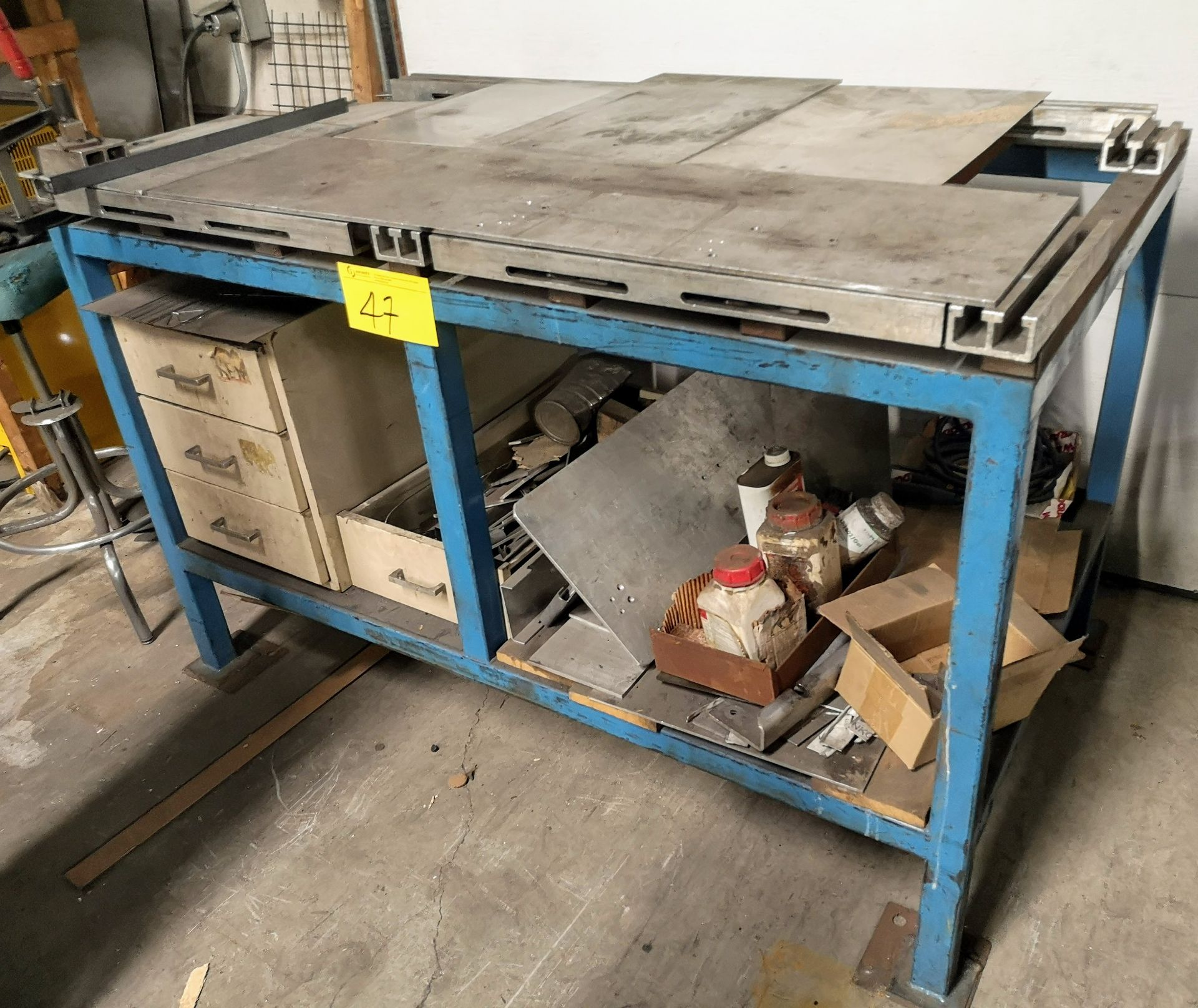 61" X 36" WELDING SETUP TABLE W/ ADJUSTABLE JIG