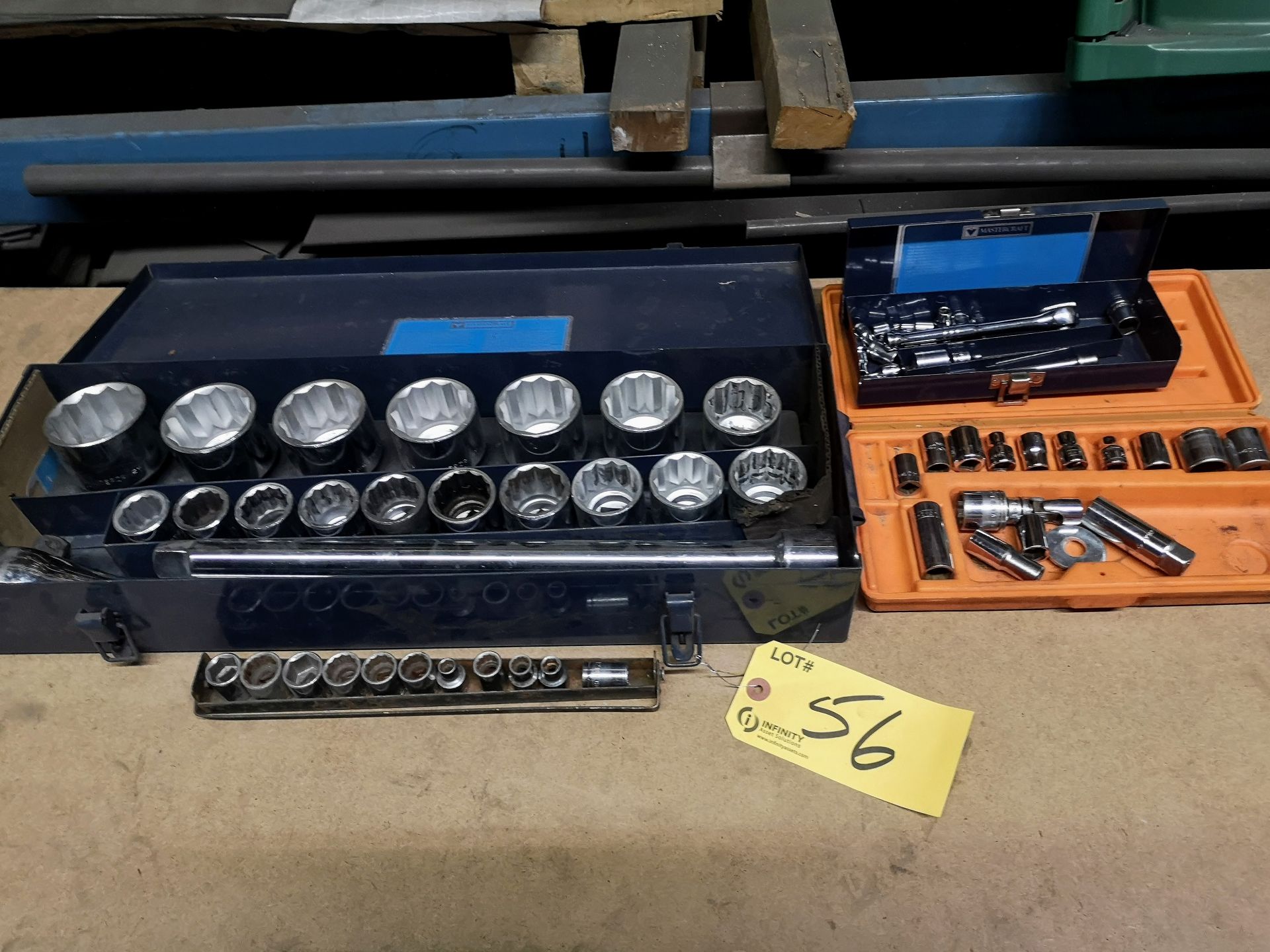 LOT ASST. SOCKET SETS