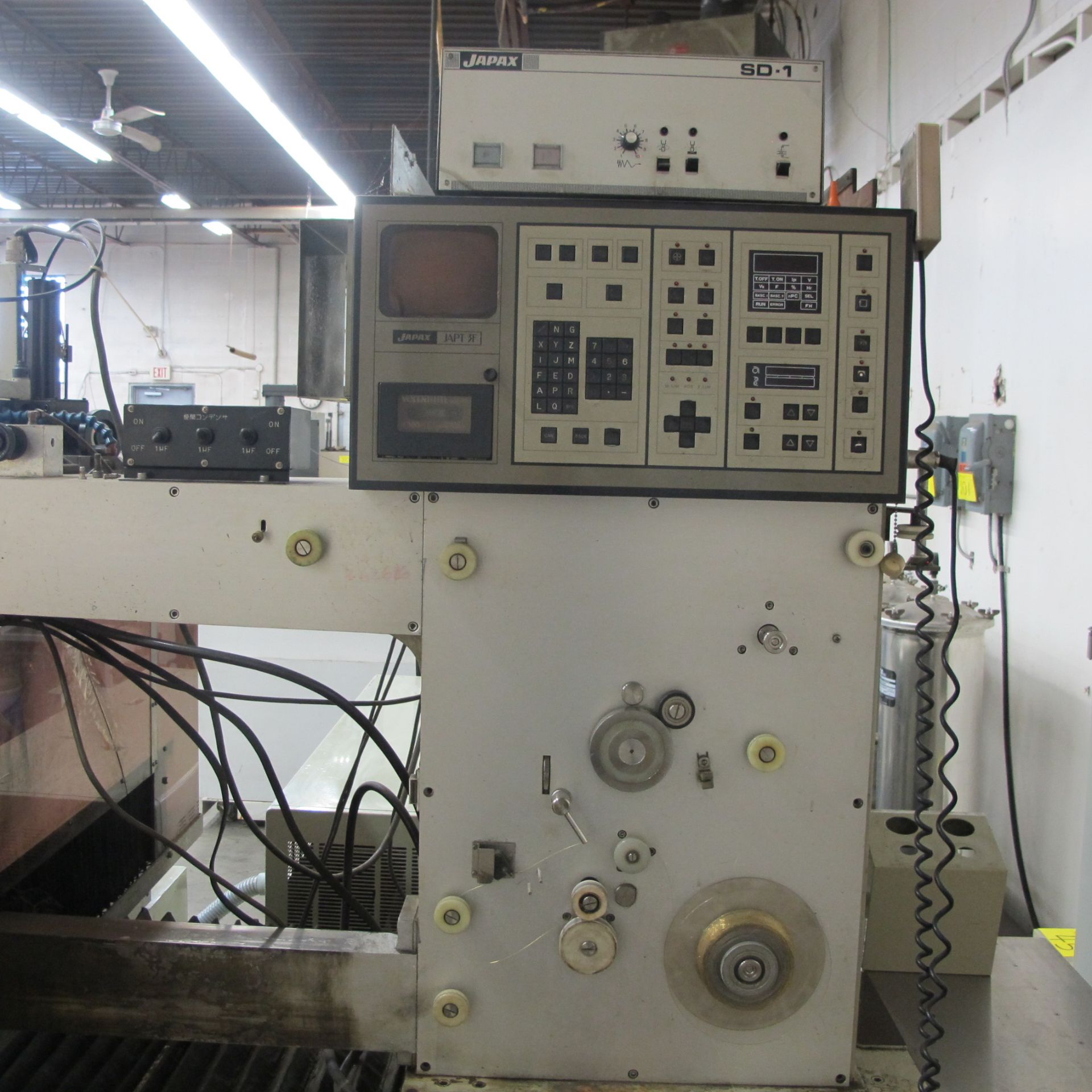 JAPAX INC LS1000S NC WIRE-CUT EDM JAPT 3F CONTROLLER, VH-2, JAPAX SD-1 HOLE DRILL, PWO PRESSURE - Image 3 of 10