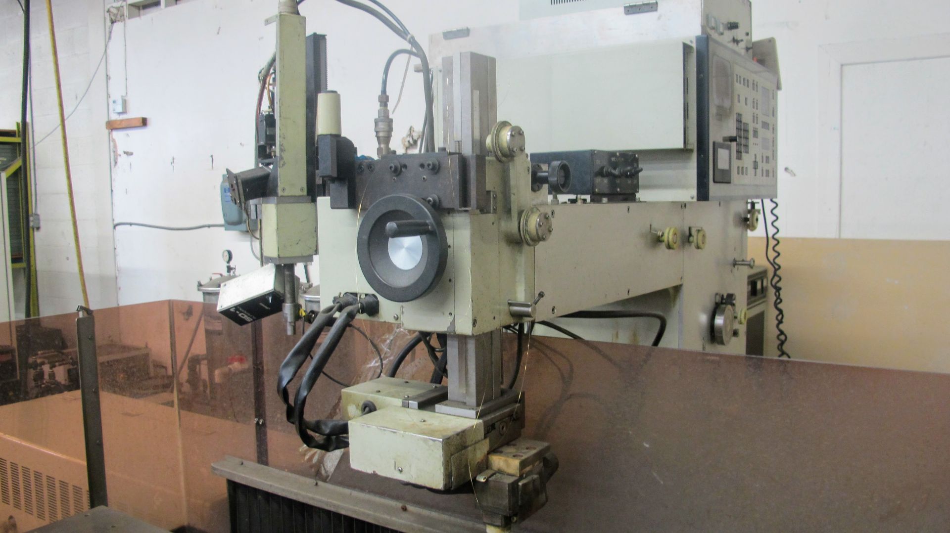 JAPAX INC LS1000S NC WIRE-CUT EDM JAPT 3F CONTROLLER, VH-2, JAPAX SD-1 HOLE DRILL, PWO PRESSURE - Image 7 of 10