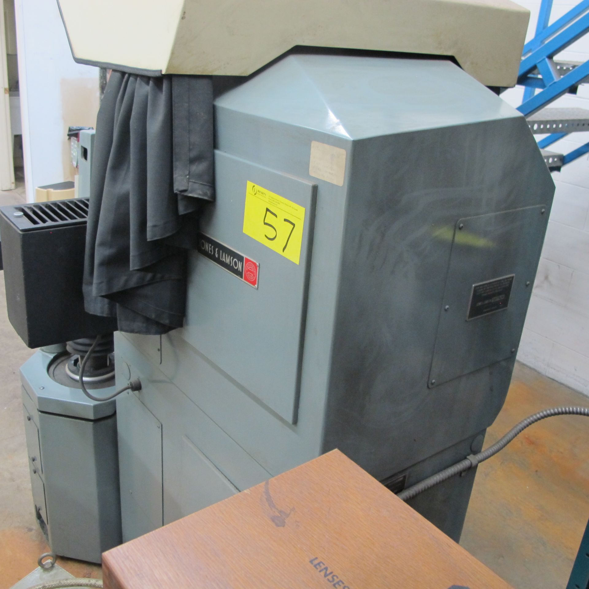 JONES + LAMSON OPTICAL COMPARATOR, EPIC 214, S/N E58014 - Image 3 of 10