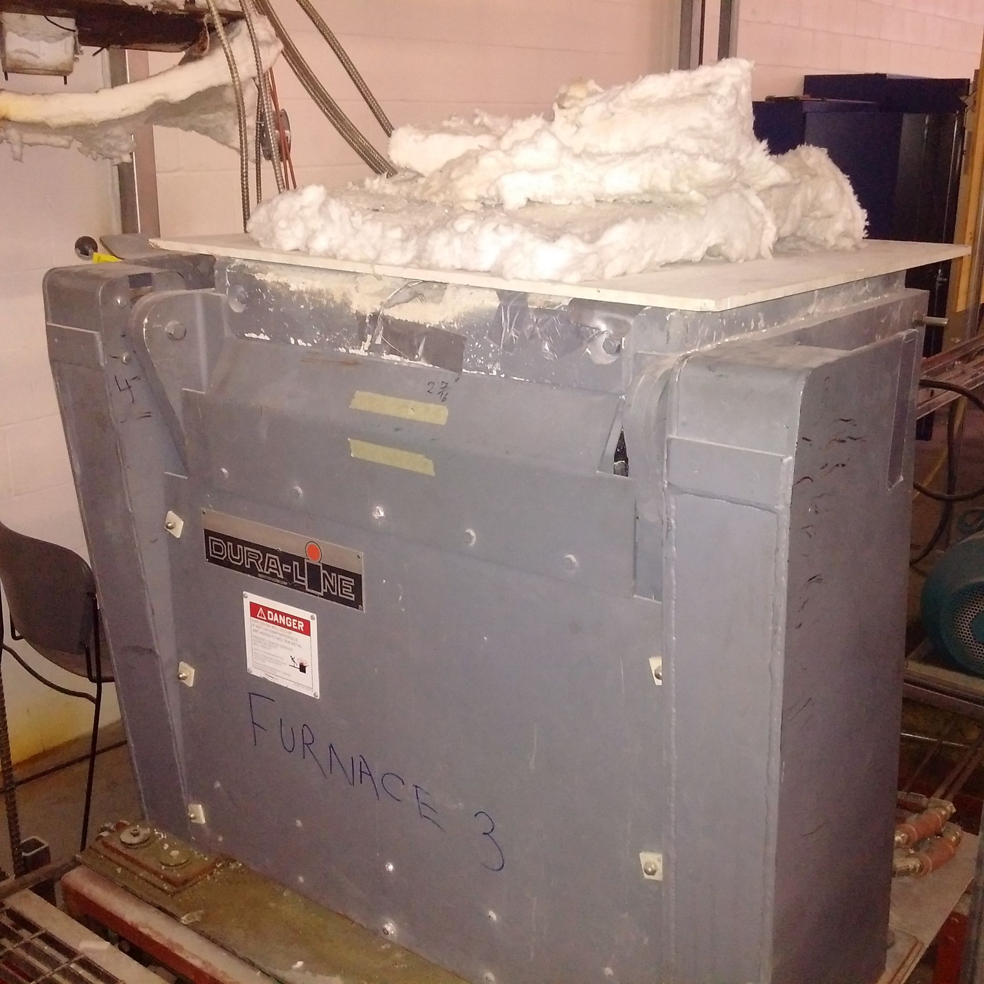 INDUCTOTHERM DURA-LINE 500 INDUCTION MELTING FURNACE, CAPACITY: 330-440 Lbs, CRUCIBLE DIMENSIONS ( - Image 4 of 4