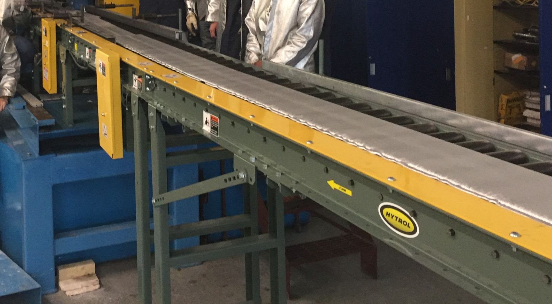 LOT - HYTROL CONVEYOR 199-CRR, (1) 25FT MOTORIZED POWER CONVEYOR, CONVEYOR BELT: 16-1/4"W,