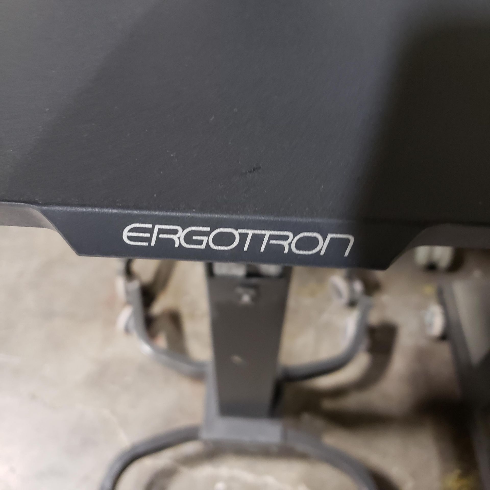 EGERTRON MOBILE COMPUTER STATIONS, 10 TOTAL STATIONS ON ONE AV CART, (AA STORAGE AREA) - Image 4 of 10