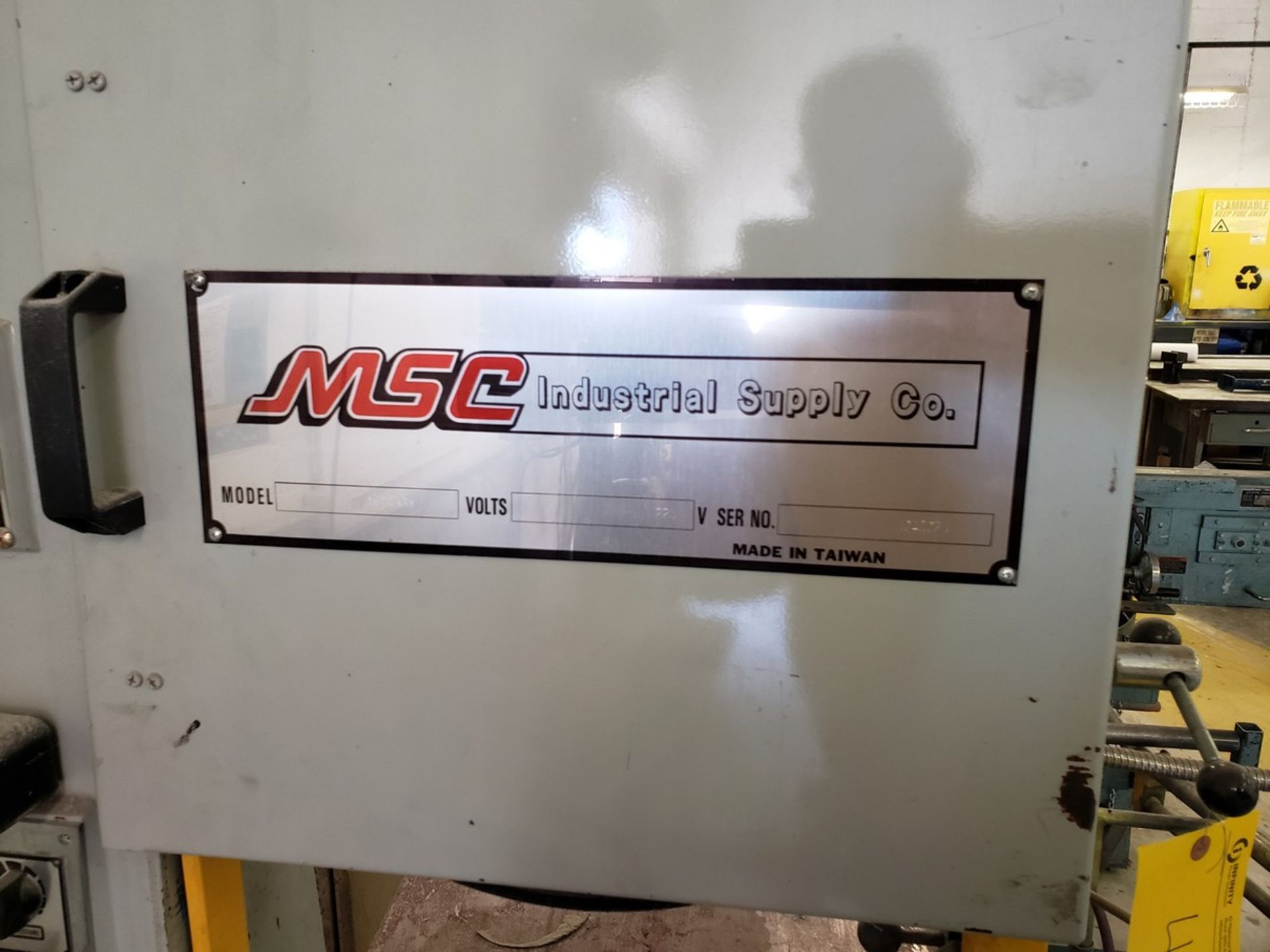 MSC INDUSTRIAL SUPPLY BAND SAW WITH BLADE WELDER, AND TRANSFORMER TO 200 VOLTS(MACHINE SHOP) - Image 6 of 7