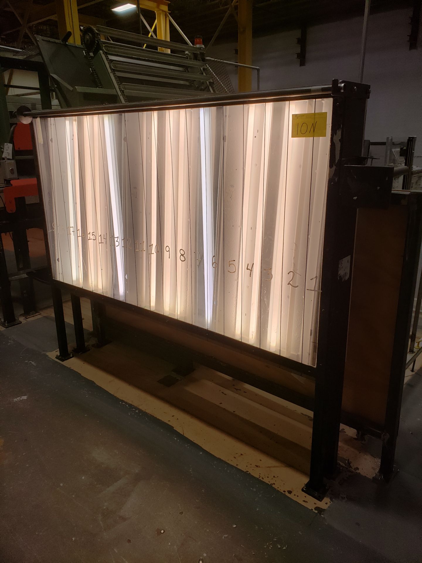 LIGHTED QUALITY CHECK BOARD (B2 LINE) - Image 2 of 2