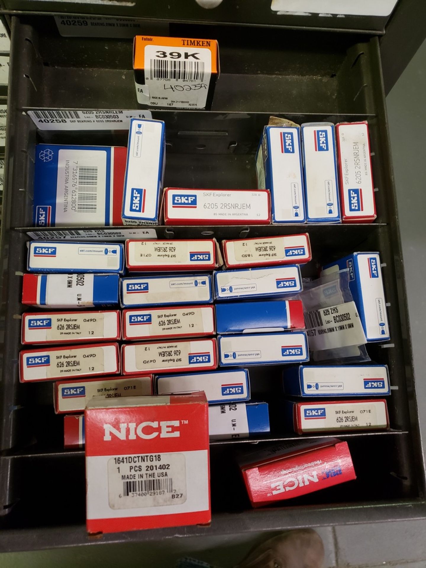 CABINET AND CONTENTS OF CABINET, BEARINGS, SKF, MRC, TIMKEN, RBC,KYK,PERCESIONBALL AND ROLLER - Image 21 of 28