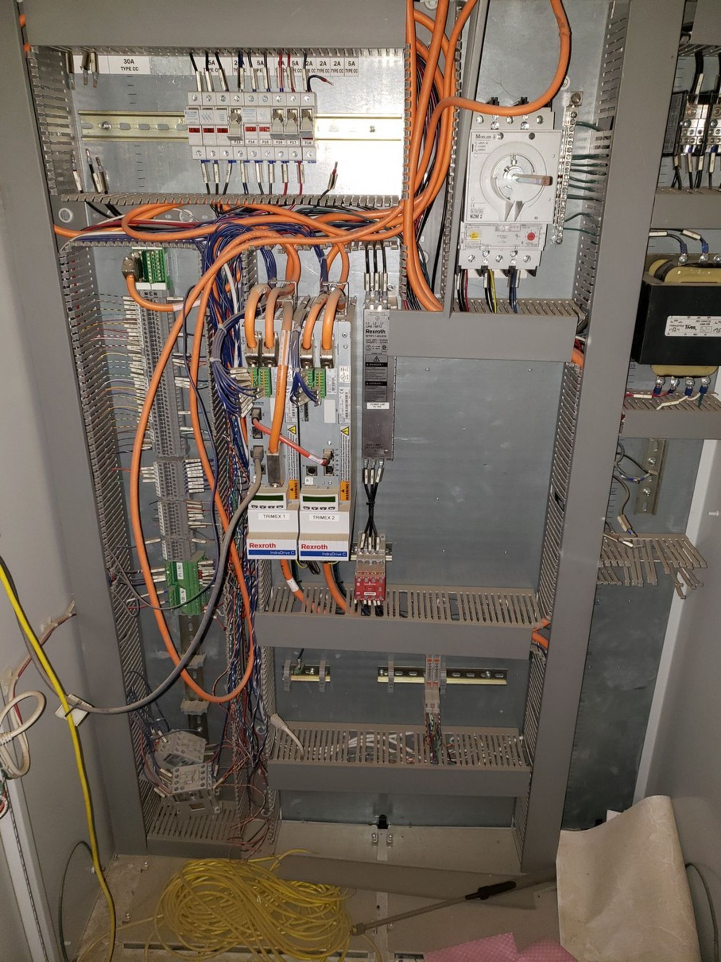 RITTAL ELECTRICAL ENCLOSURE WITH COMPONENTS AND CABLES, REXROTH DRIVES AND CONTRILERS, ALONG WITH - Image 2 of 12