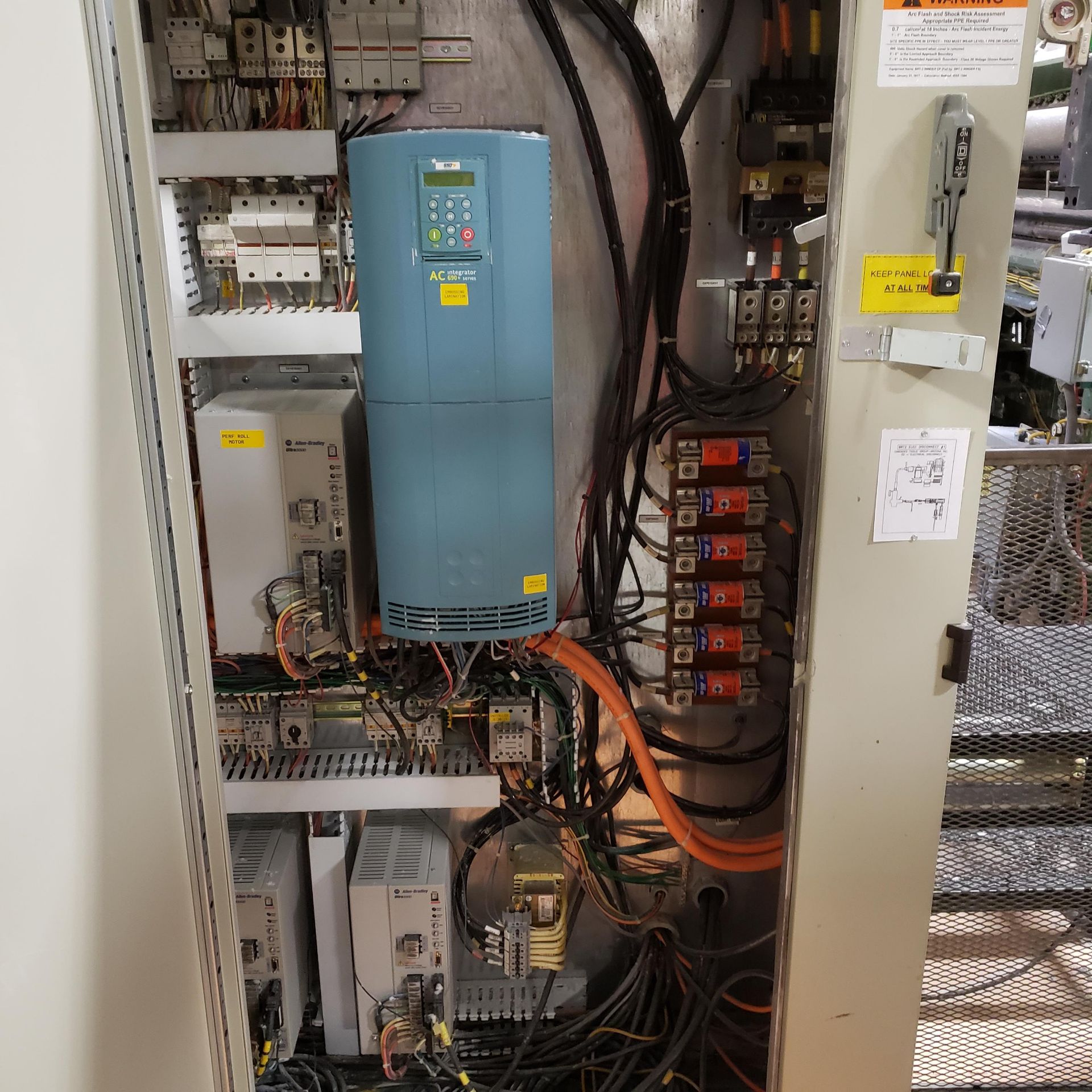 BACKSTANDS DRIVE CABINET, AND MAIN ELECTRICAL CABINET,WITH PLC AND DRIVES (B2 BACKSTAND) - Image 8 of 10