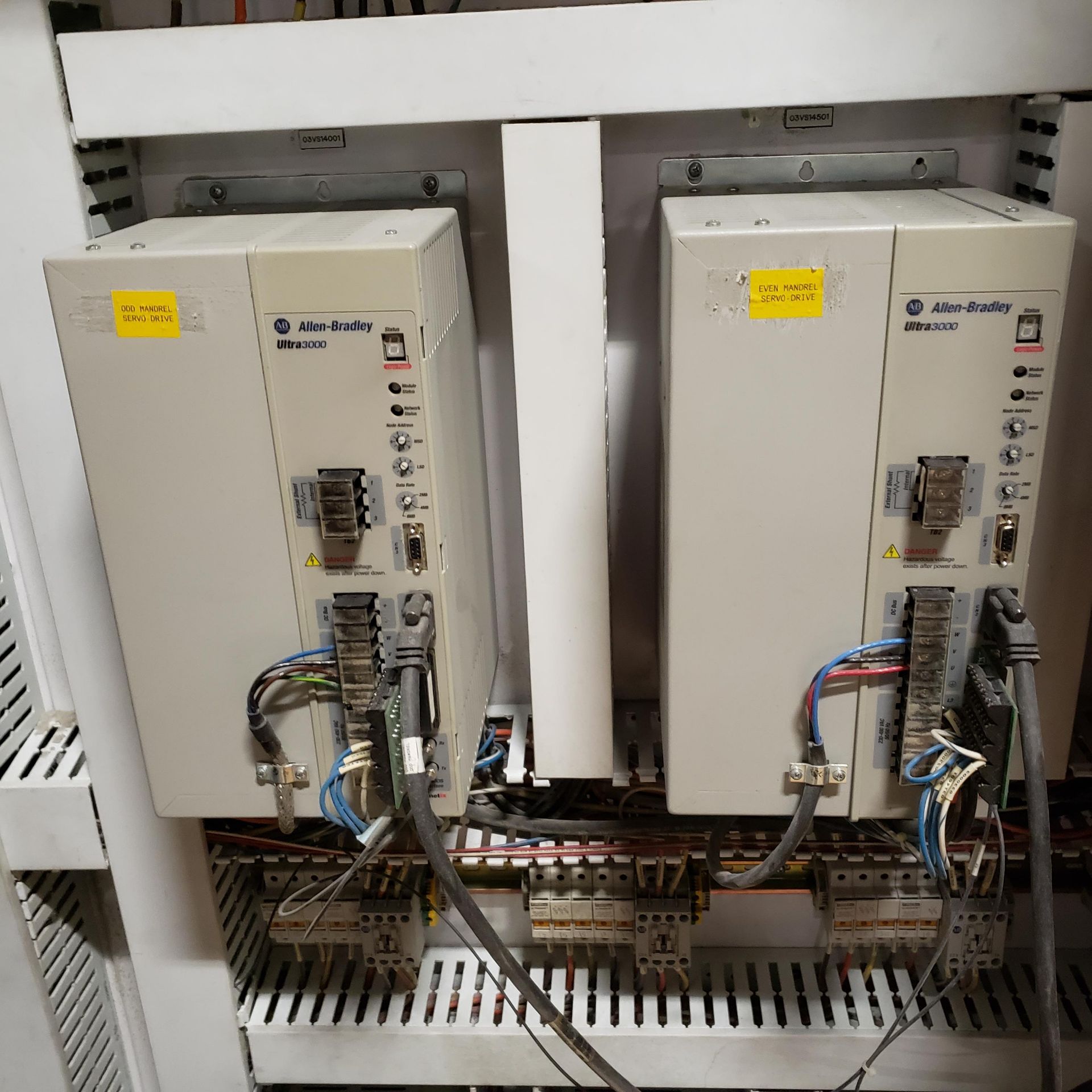 ELECTRICAL DRIVE CABINET FOR PRINTER EMBOSSER, BACKSTANDS, PLC, WITH CABLE TRAY AND CABLES (H2 - Image 14 of 24