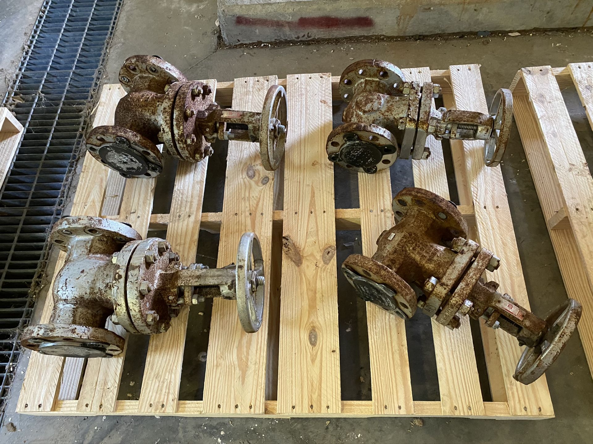 LOT OF ASST. Crane valves. Approx 43 valves (SUBJECT TO BULK BID LOT 100) (BOILER ROOM) - Image 6 of 6