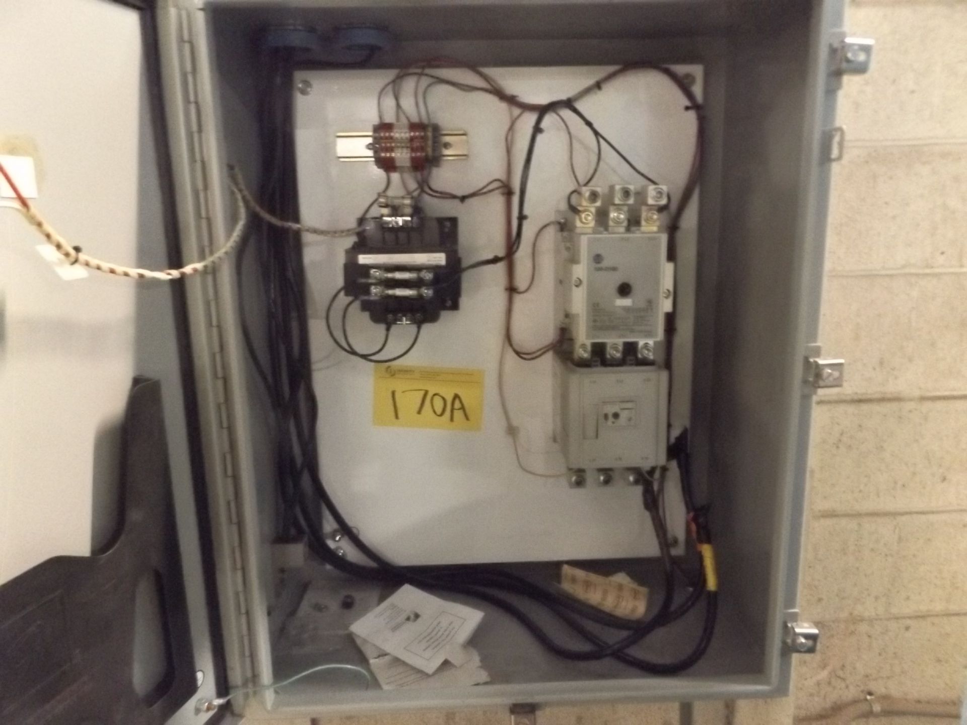 VACUUM PUMP MOTOR STARTER - Image 2 of 2