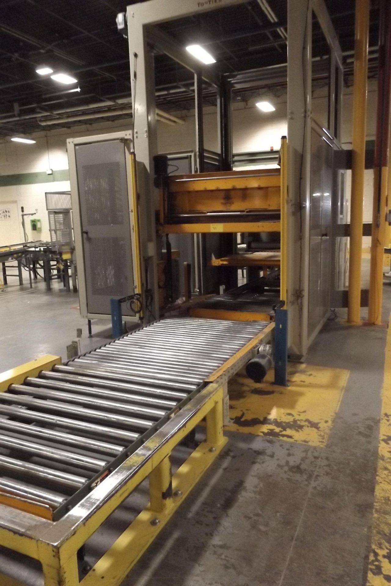 Top Tier Robot Palletizer, bottom up stacking pattern, CW/ SICK M 4000 ADVANCED 6' LIGHT CURTAIN,