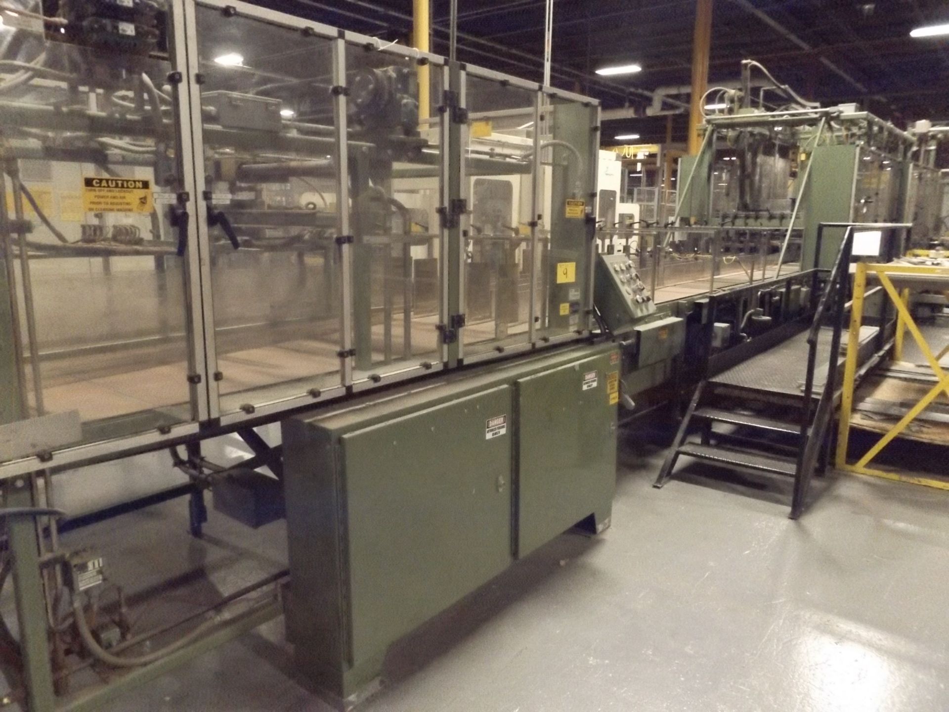 1997 SALWASSER L43 Case Erector, Servos, s/n 9707157, Magazine Feeder: Manual, # of Cases in - Image 14 of 17