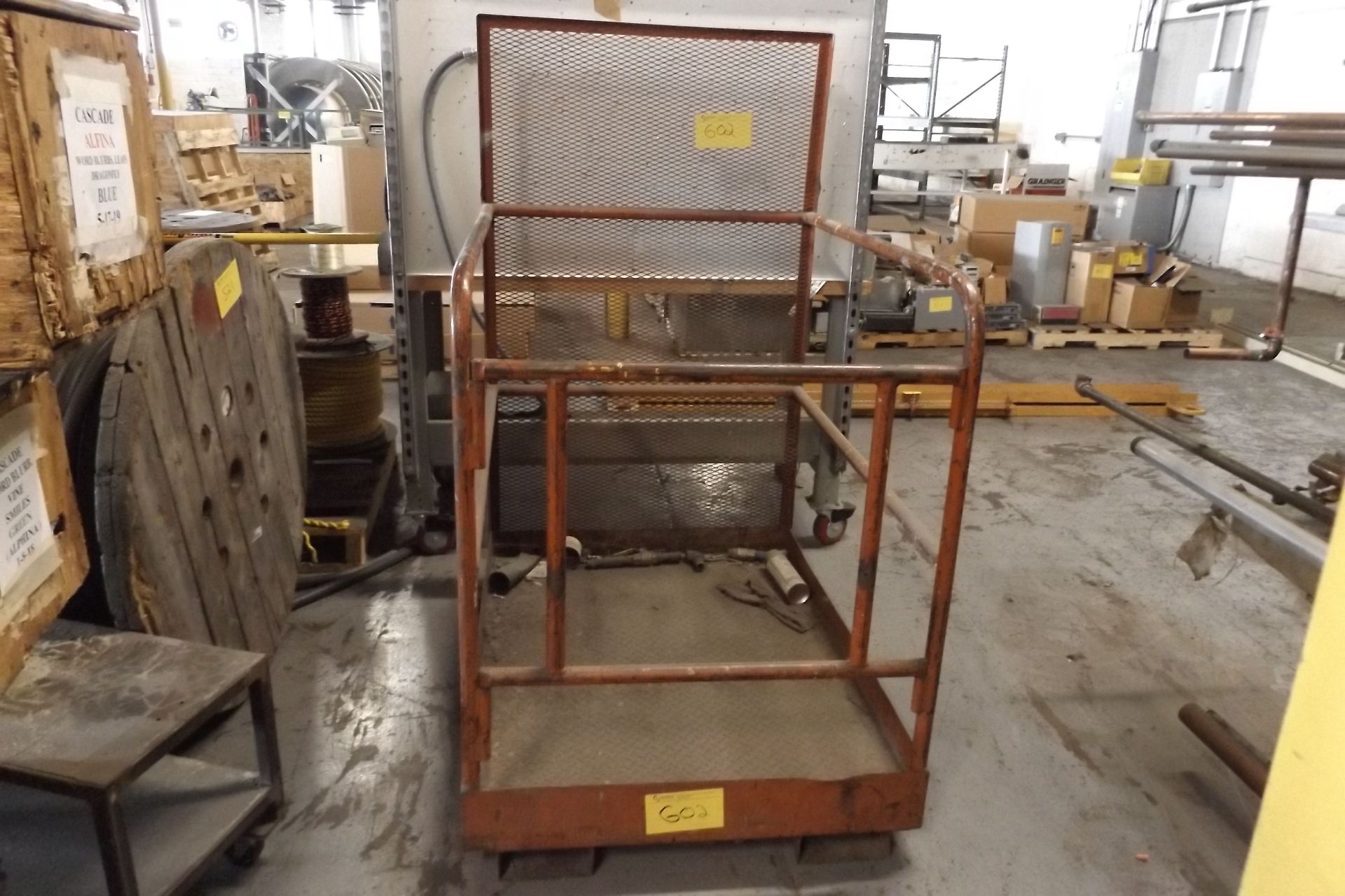 FORKLIFT MANLIFT BASKET  (MAINT SHOP)