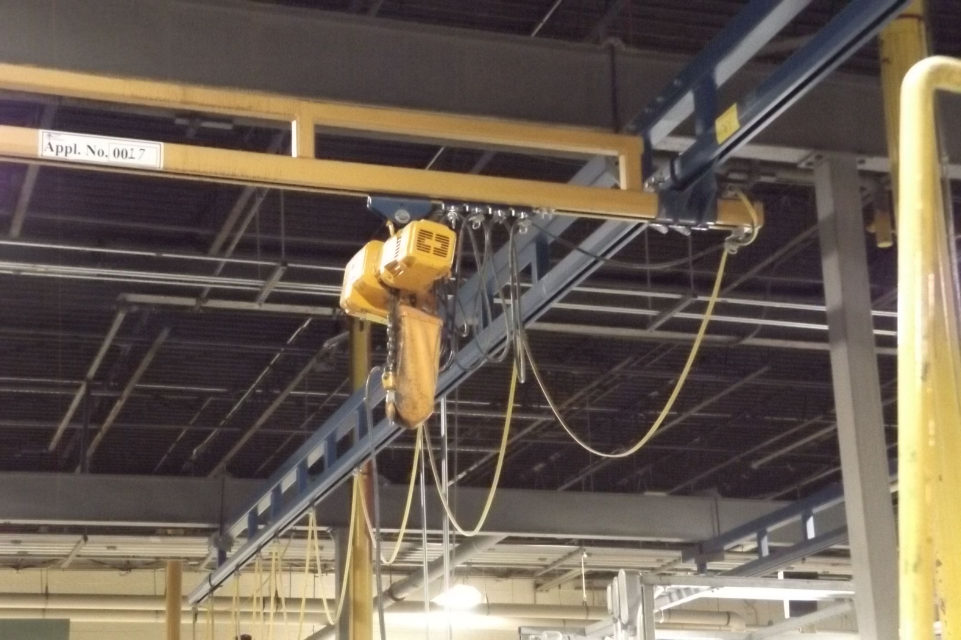 Crane System w/ 1-Ton Cap. & 1/2-Ton Cap. Hoists [N1]