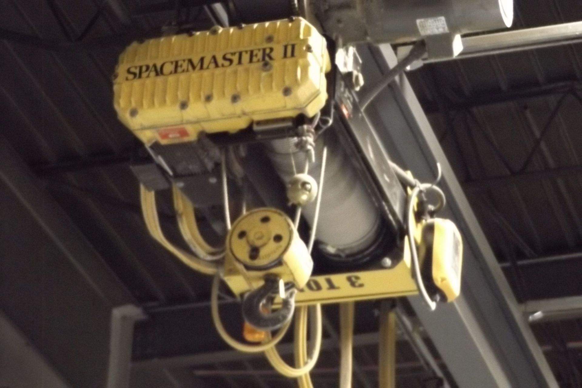 SPACE MASTER, 3TON CAPACITY CRANE SYS, LENGHT= 52' WIDTH=26' HEIGHT=18', 45' OF TRAVEL, CW/ REMOTE - Image 9 of 9