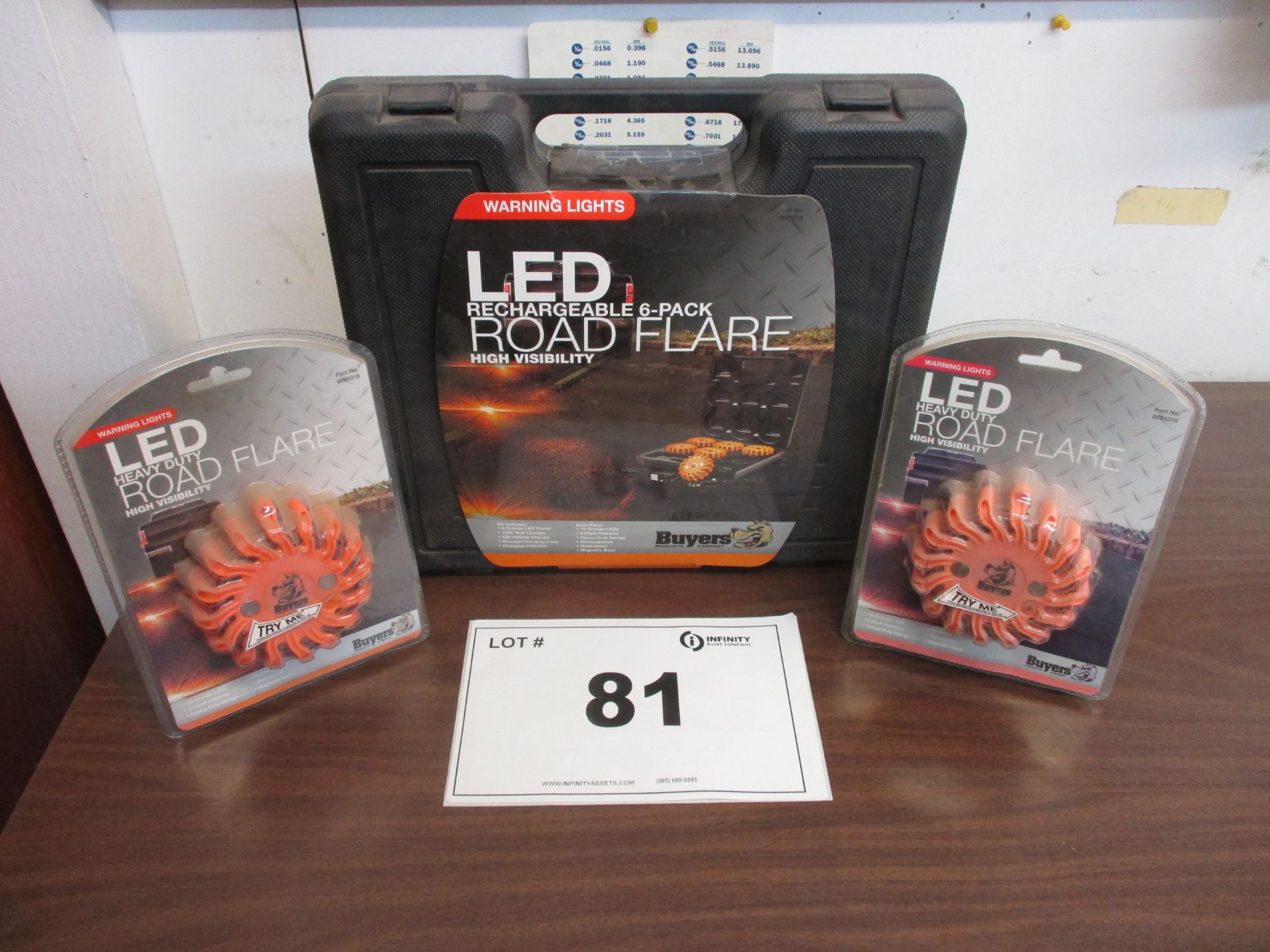 BUYERS LED RECHARGEABLE 6 PACK ROAD FLARE KIT PLUS 2 LED HD ROAD FLARES