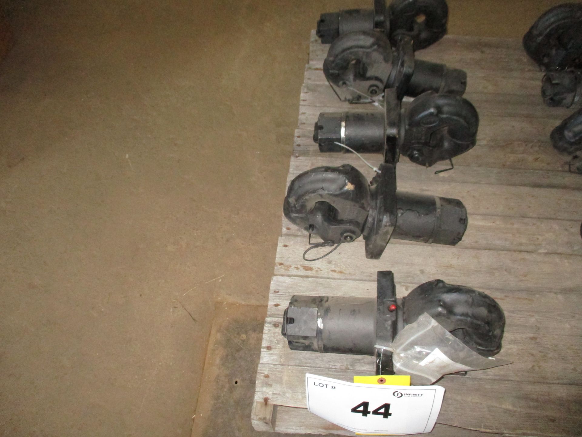 5PC HOLLAND COUPLING PRODUCTS 30 TON SWIVEL PINTLE HOOKS 30T